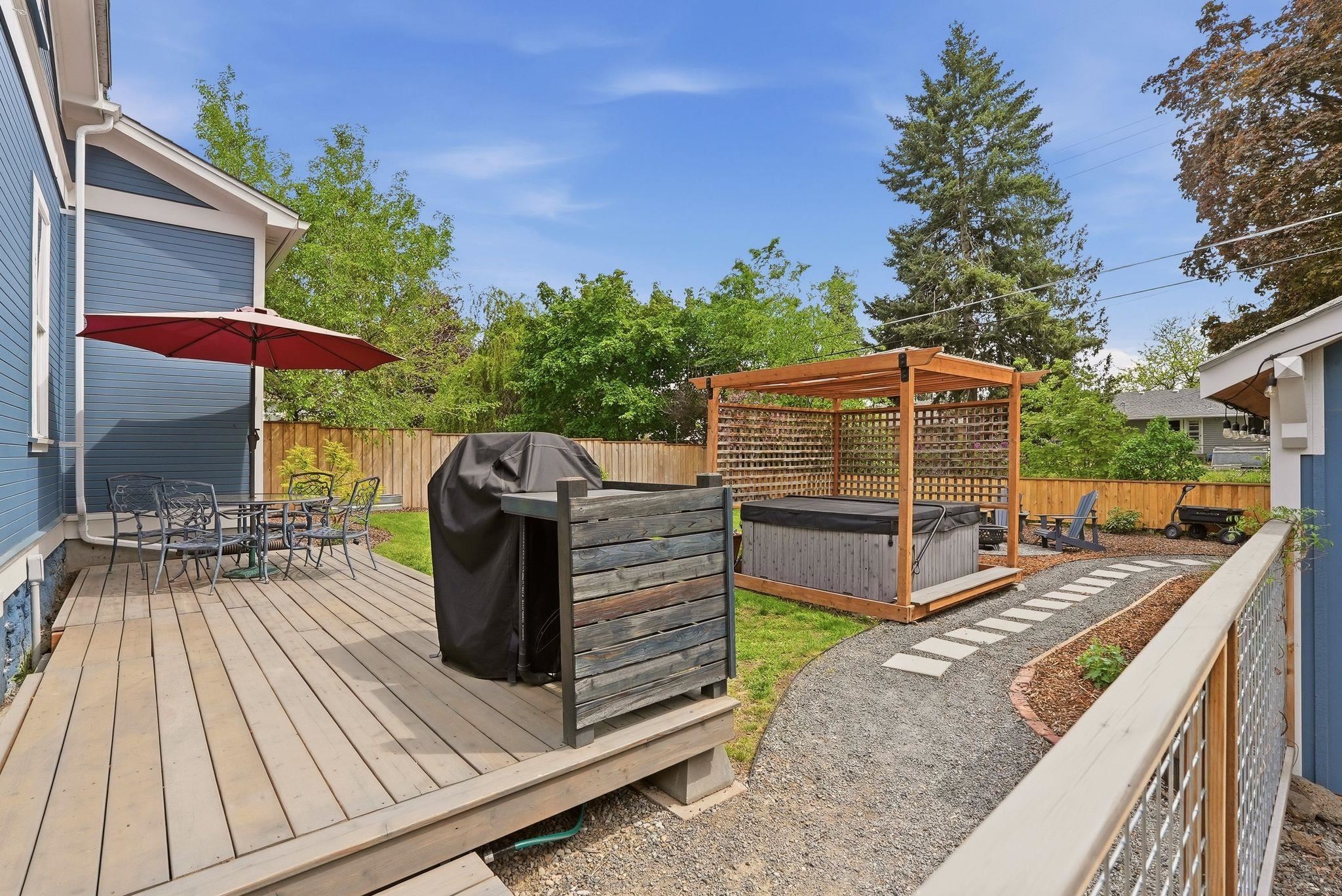 910 E 34th Ave - Photo 32