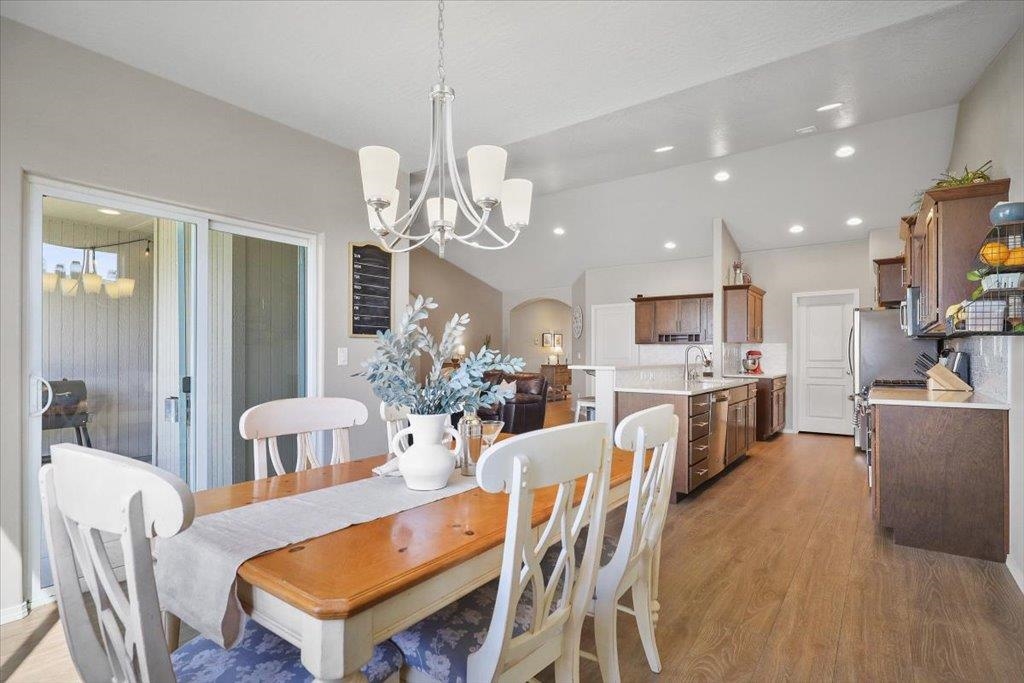 8619 W Pirates Ct - Photo 16