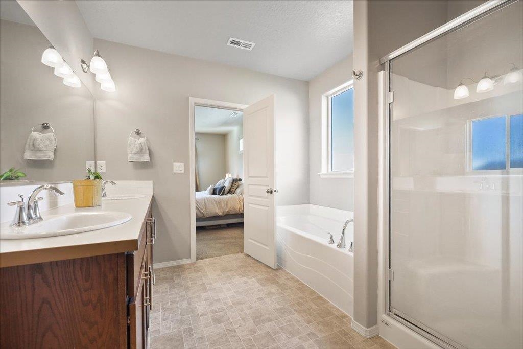 8619 W Pirates Ct - Photo 19