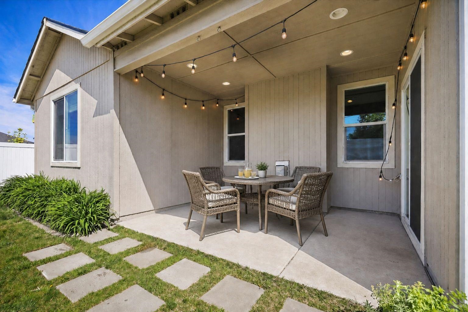 8619 W Pirates Ct - Photo 28