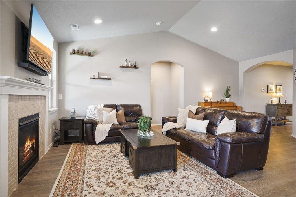 8619 W Pirates Ct - Photo 9
