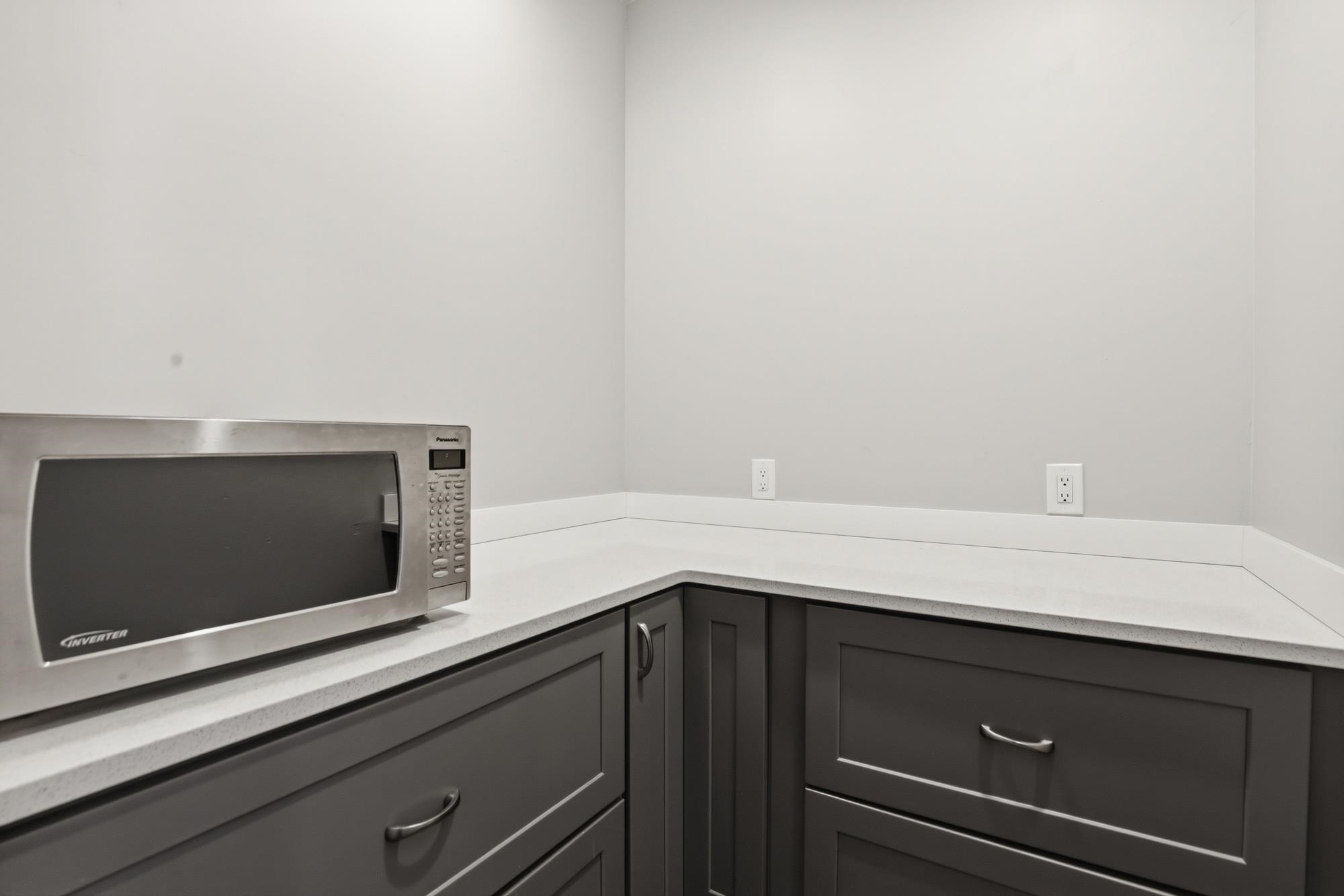 114 W GRAVES Rd - Photo 14