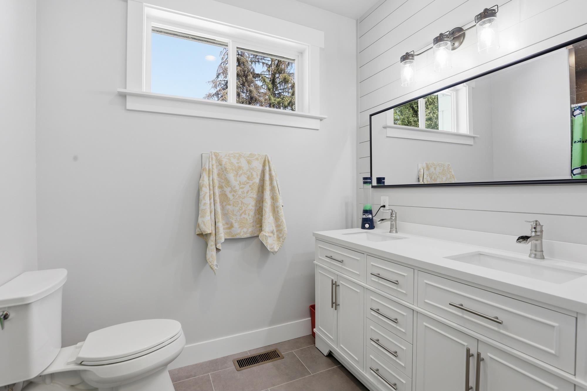 114 W GRAVES Rd - Photo 23