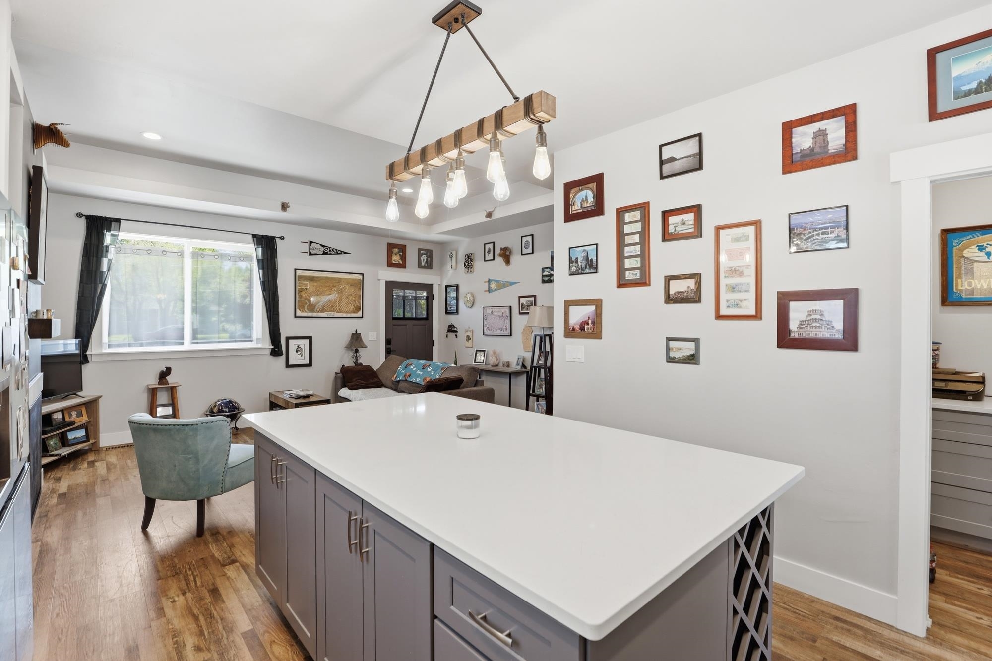 114 W GRAVES Rd - Photo 5