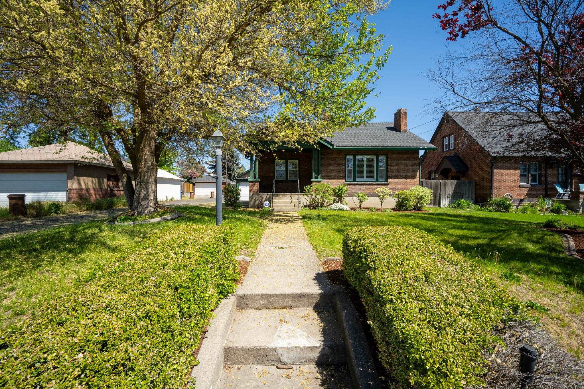 3408 N Lidgerwood St - Photo 3