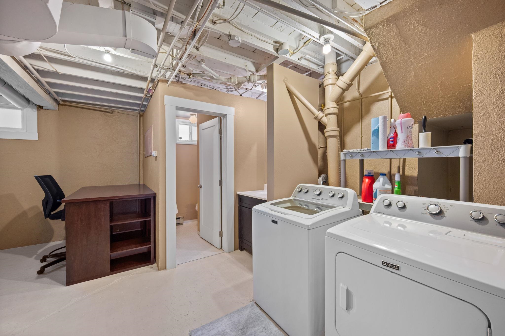 3408 N Lidgerwood St - Photo 23