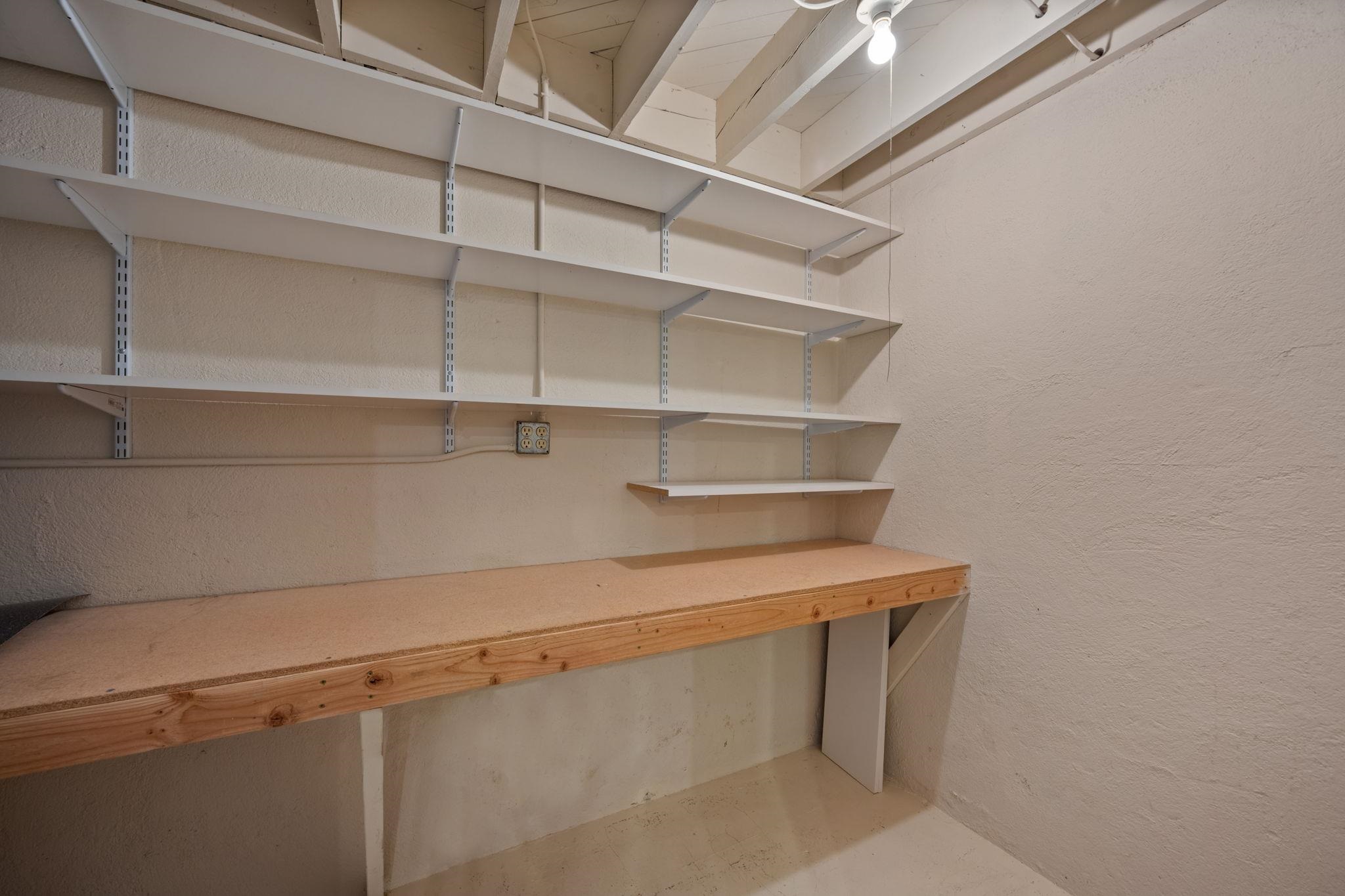 3408 N Lidgerwood St - Photo 25