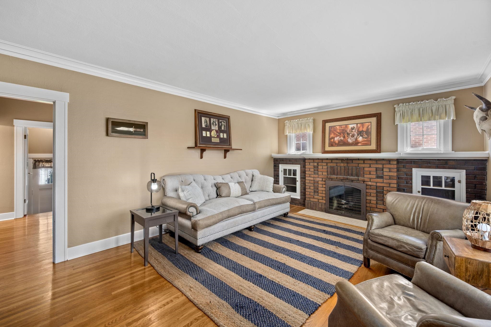3408 N Lidgerwood St - Photo 6