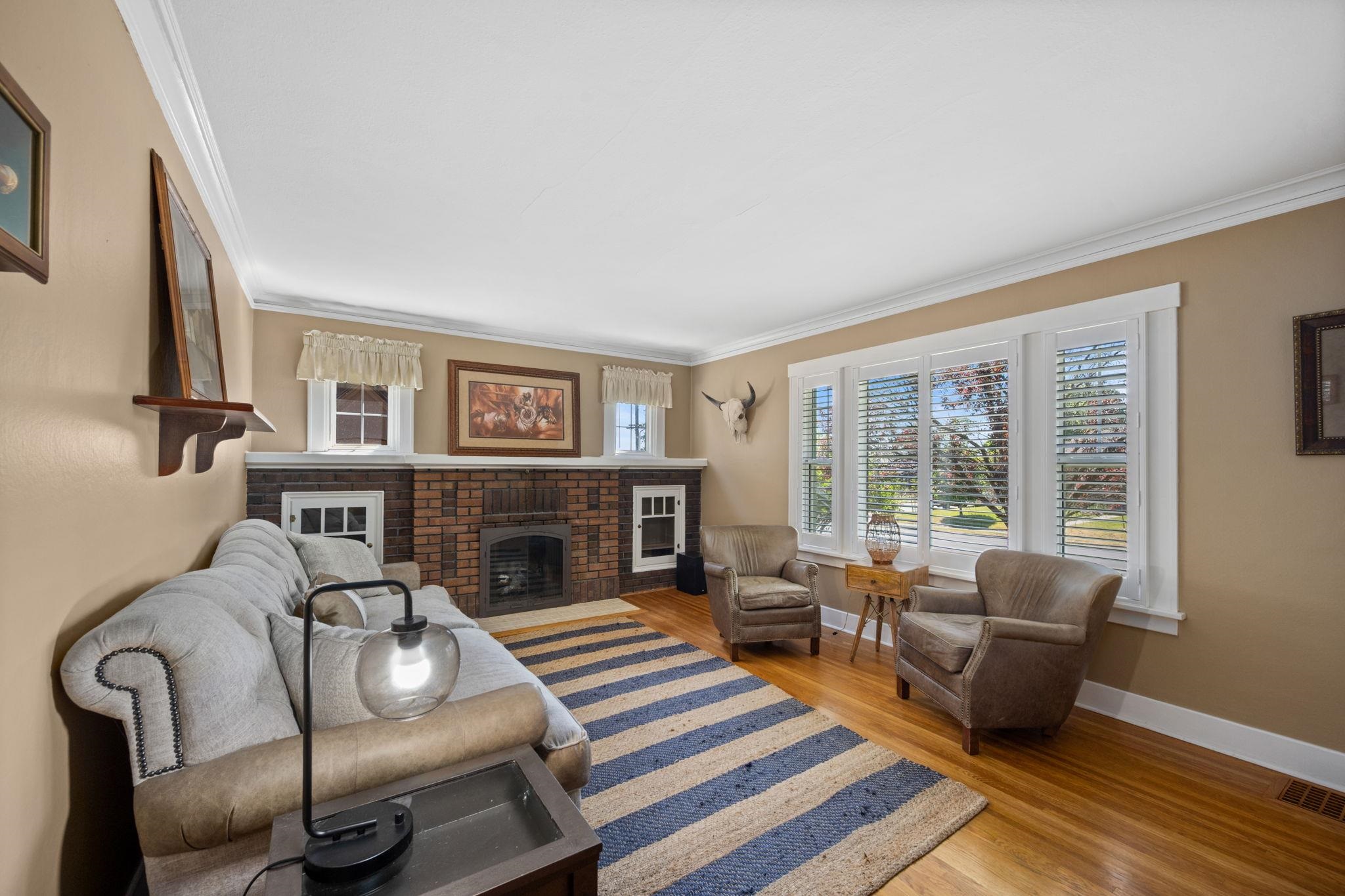 3408 N Lidgerwood St - Photo 7
