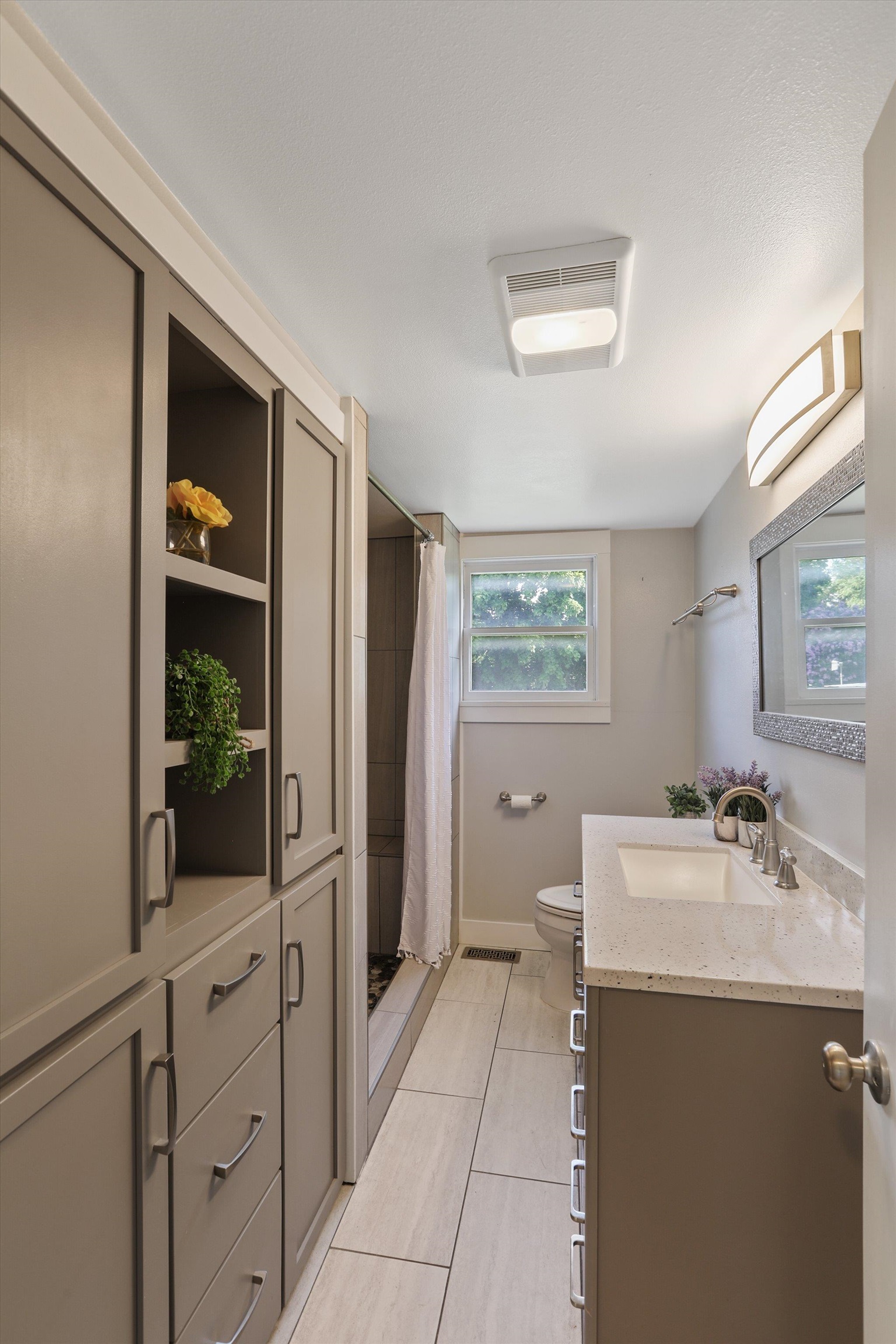 1032 E 33rd Ave - Photo 18