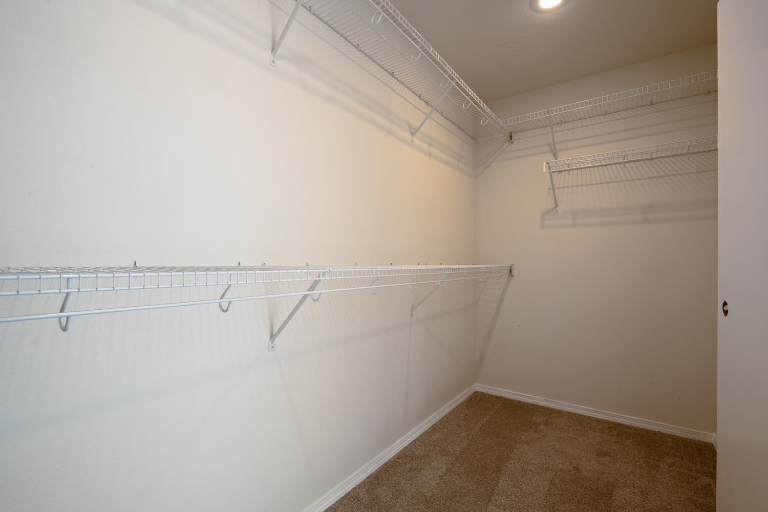 1015 N Fox Ridge Rd - Photo 18