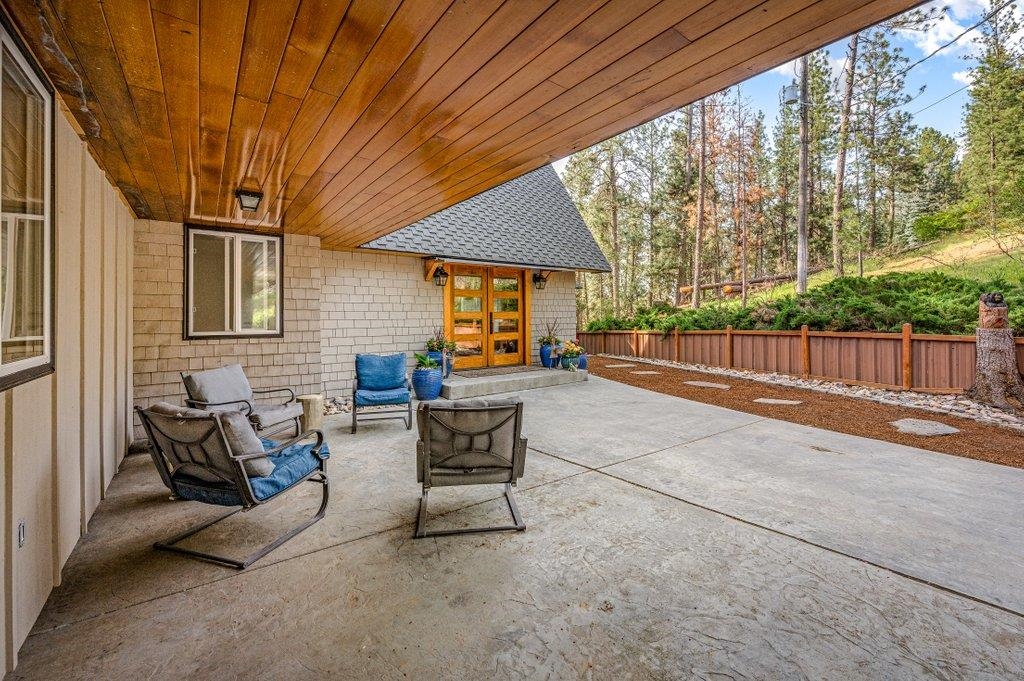 4223 S Madison Rd - Photo 4