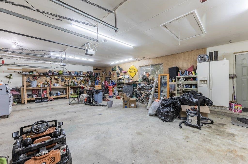 4223 S Madison Rd - Photo 34