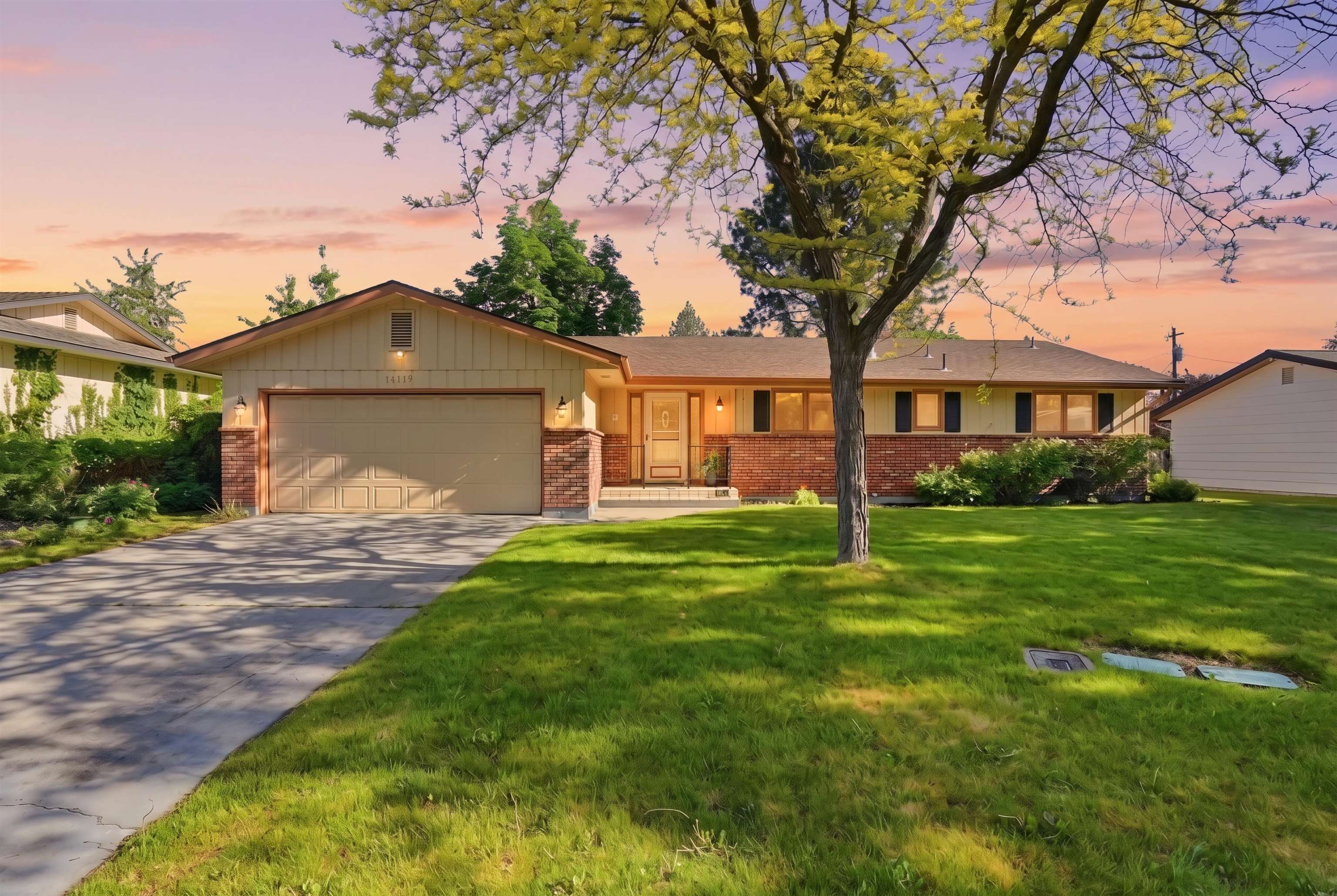 11119 E 26TH Ave - Photo 1