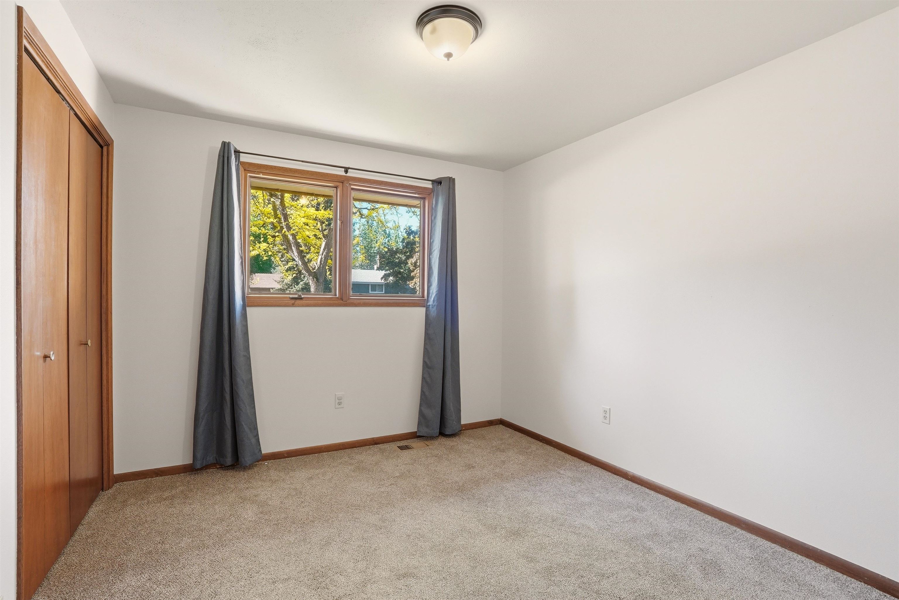 11119 E 26TH Ave - Photo 27