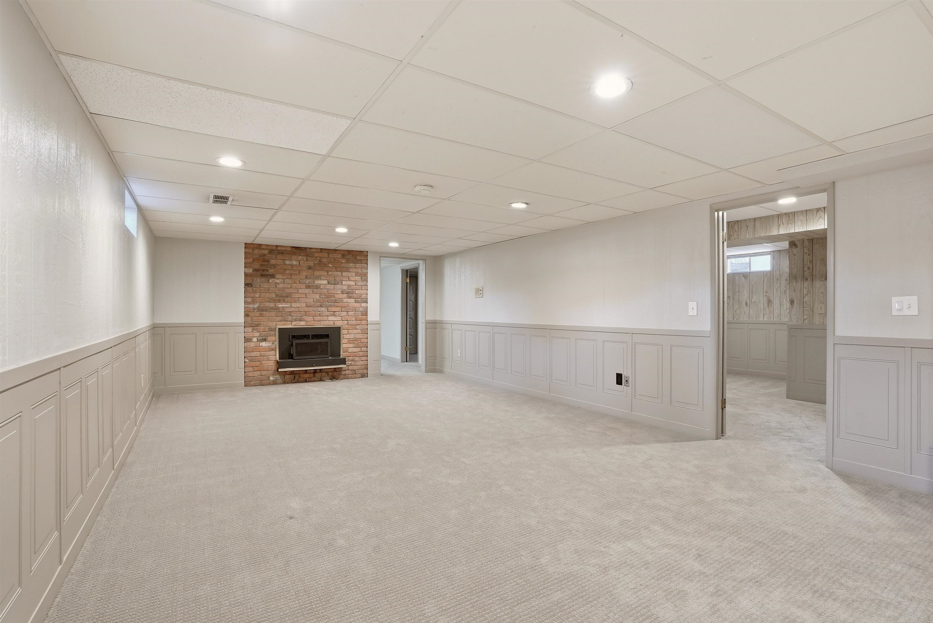 11119 E 26TH Ave - Photo 30