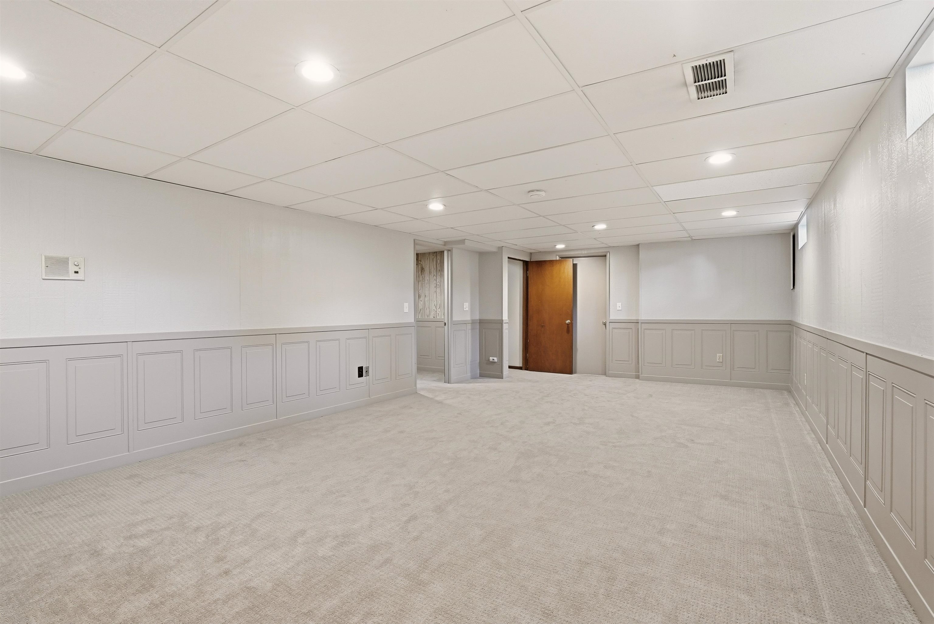 11119 E 26TH Ave - Photo 31