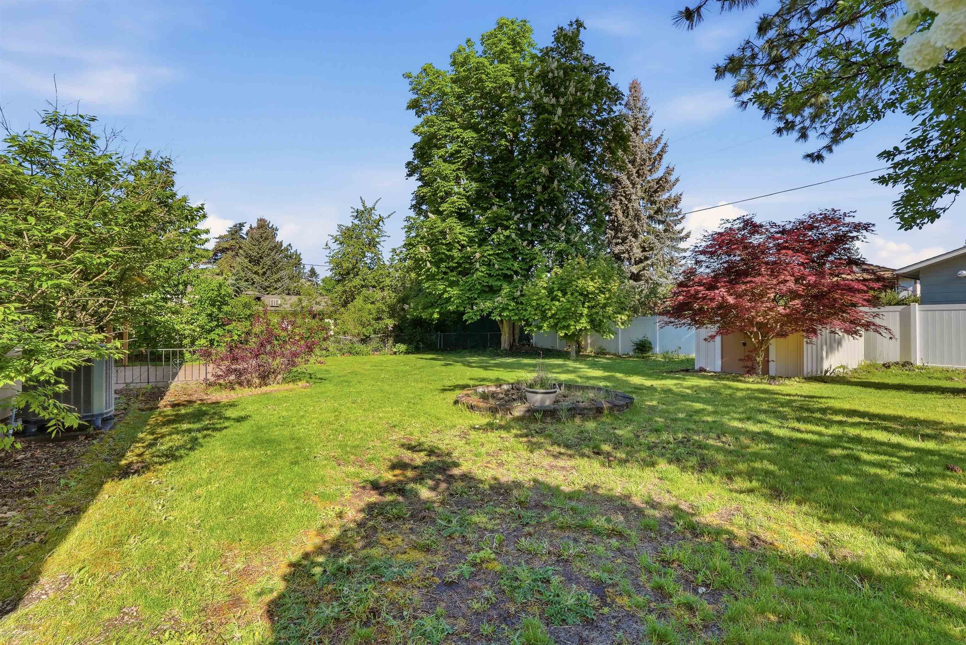 11119 E 26TH Ave - Photo 42