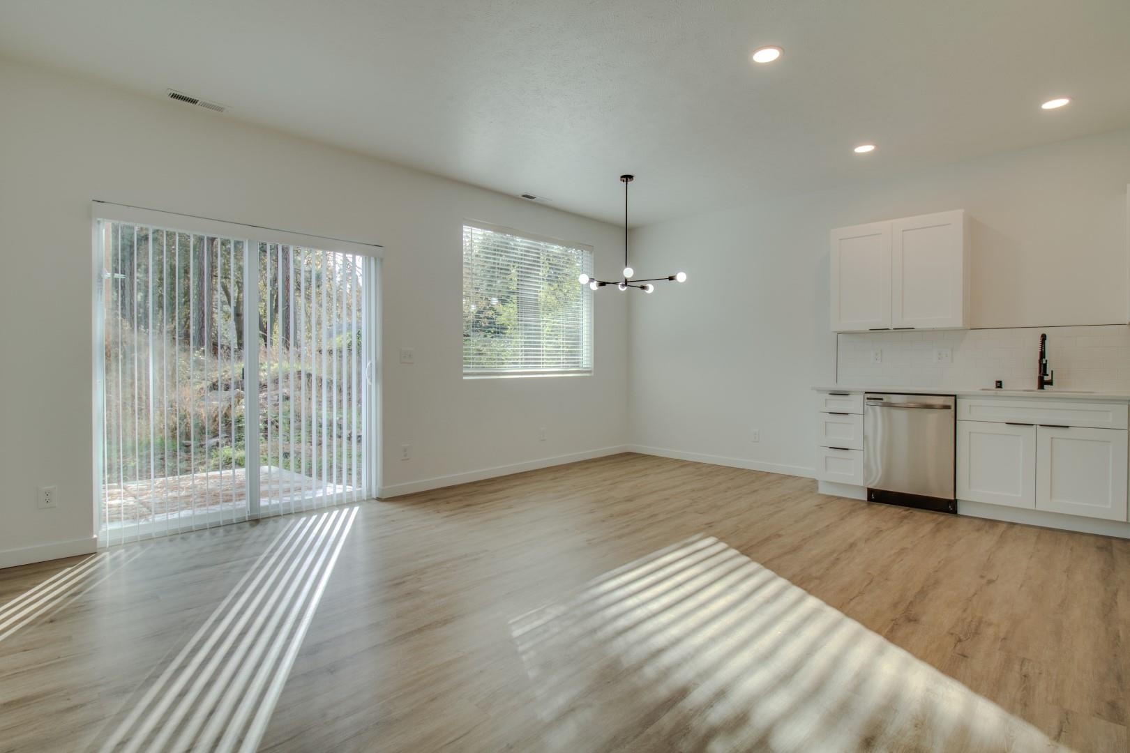 2720 E Hartson Ave - Photo 22