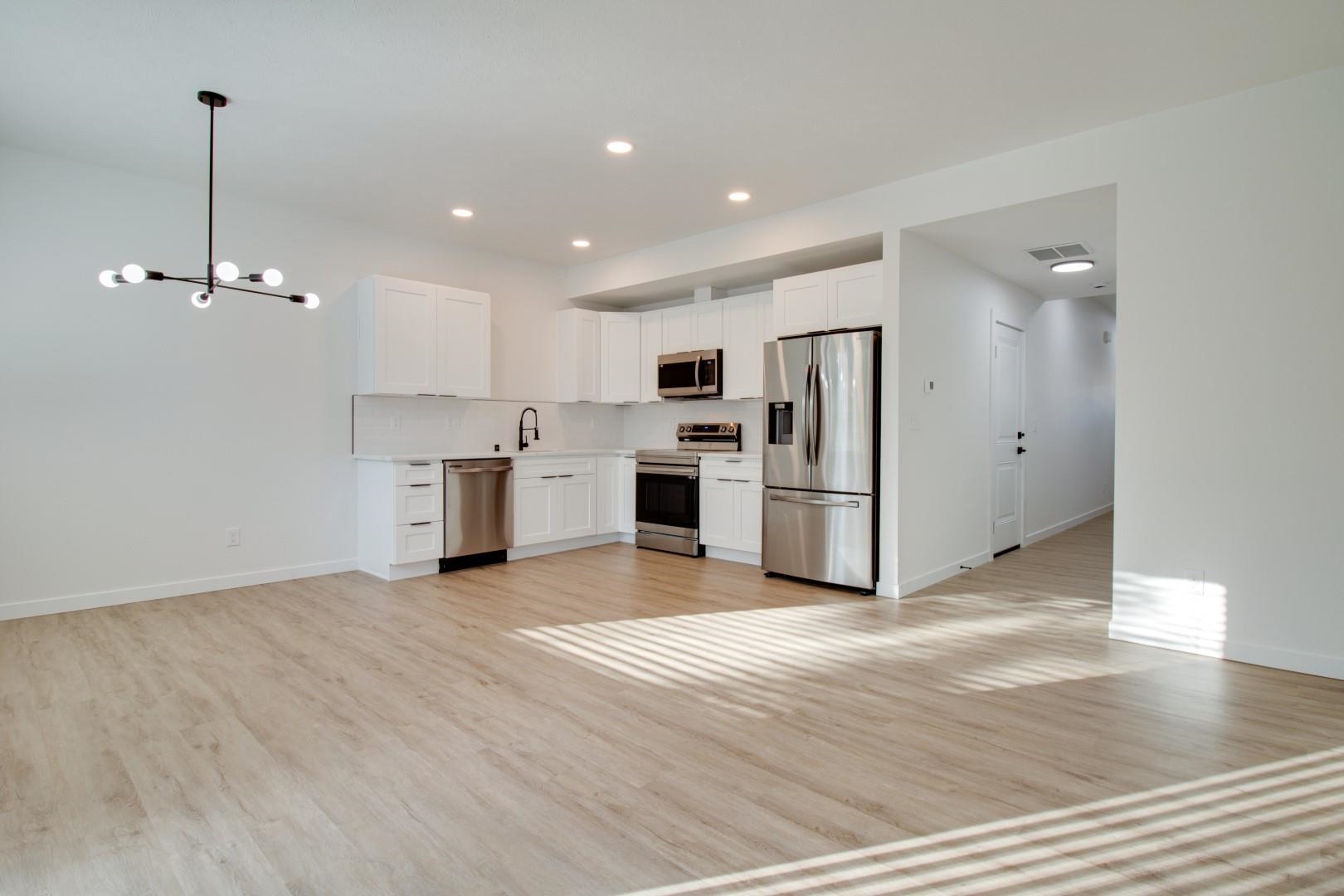 2720 E Hartson Ave - Photo 23