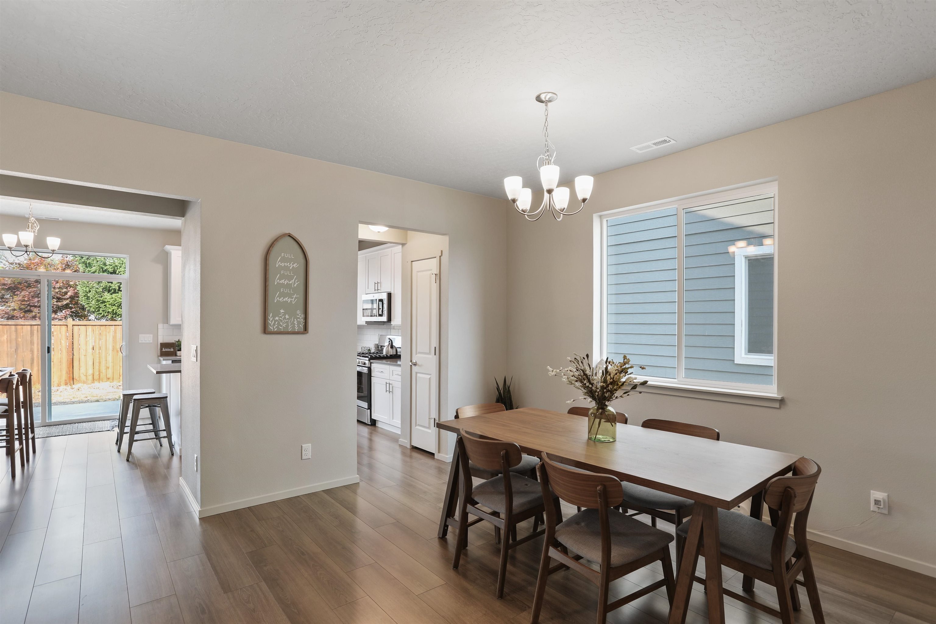 503 N Arc Ct - Photo 4