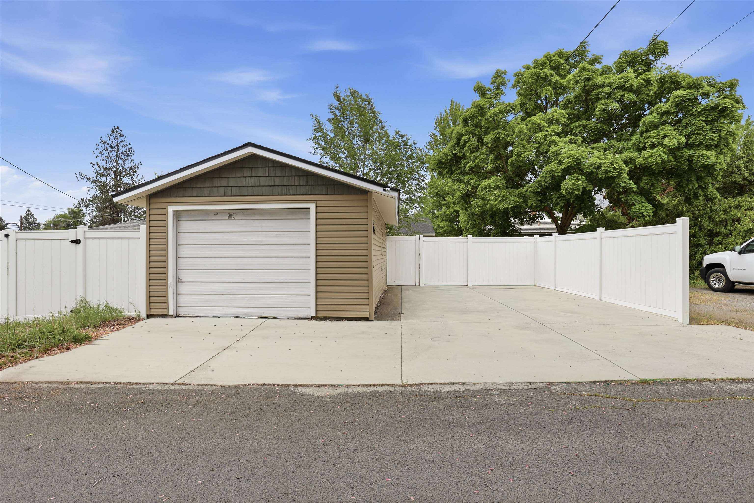 725 E Dalke Ave - Photo 37