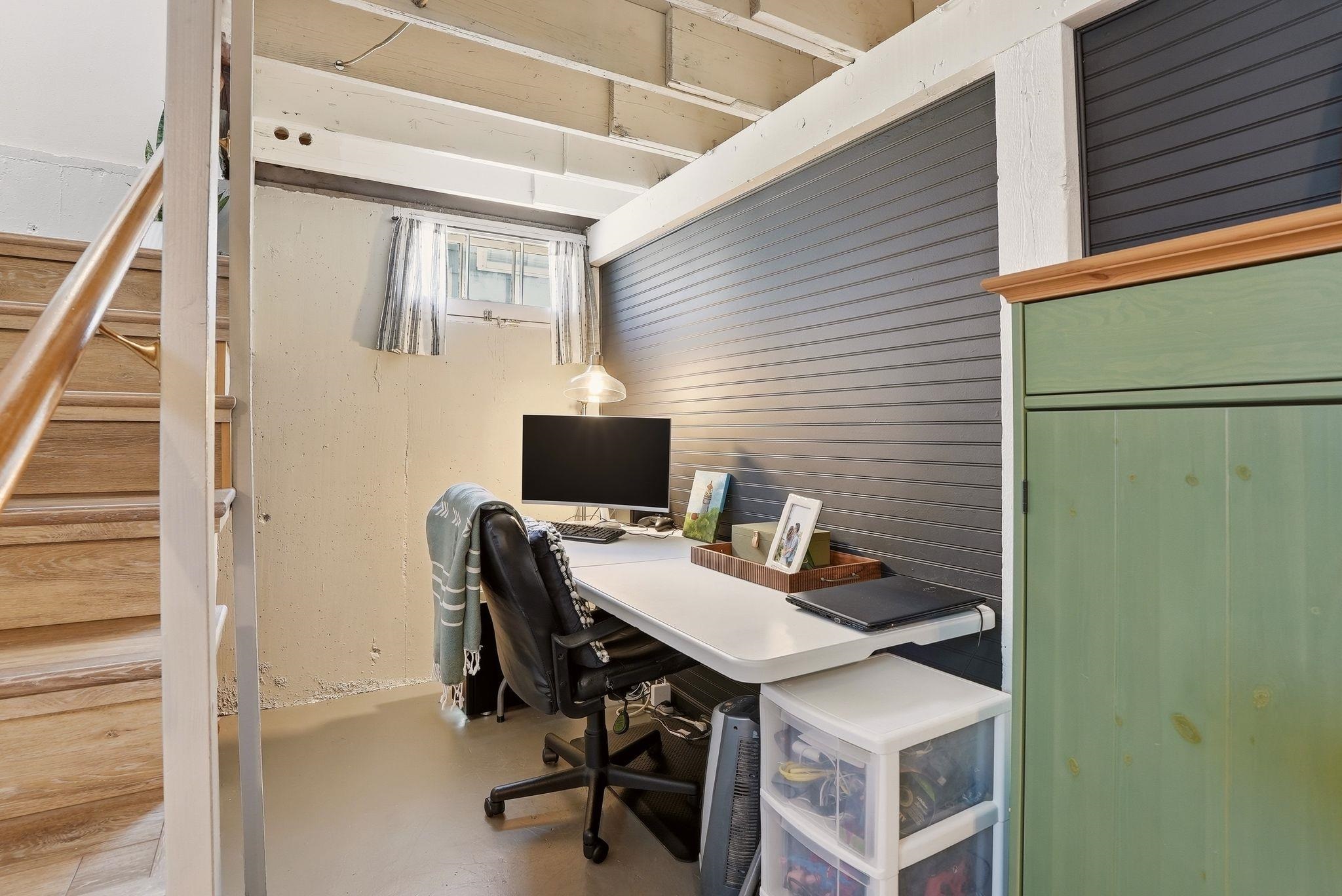 1311 E 40th Ave - Photo 23