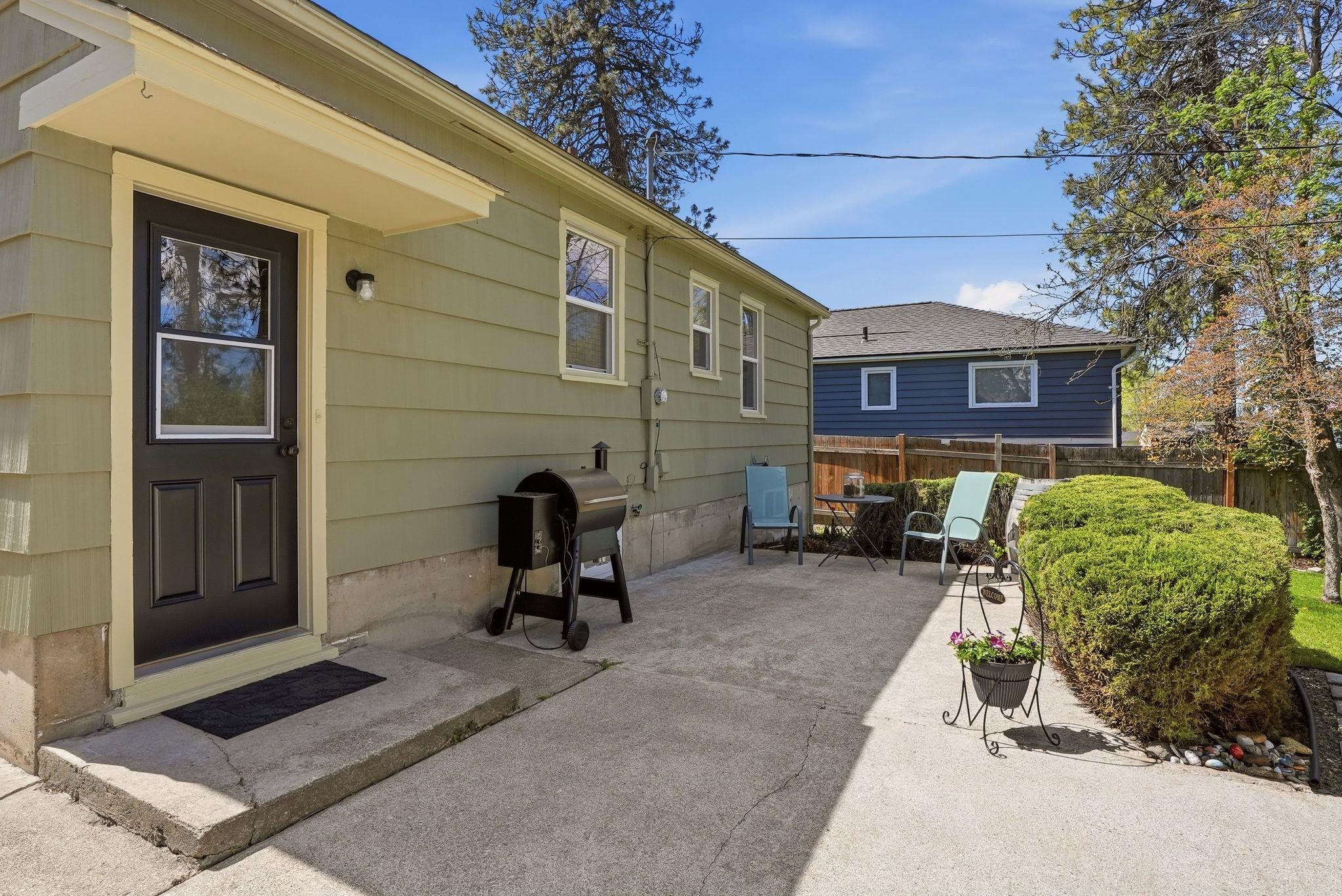 1311 E 40th Ave - Photo 27