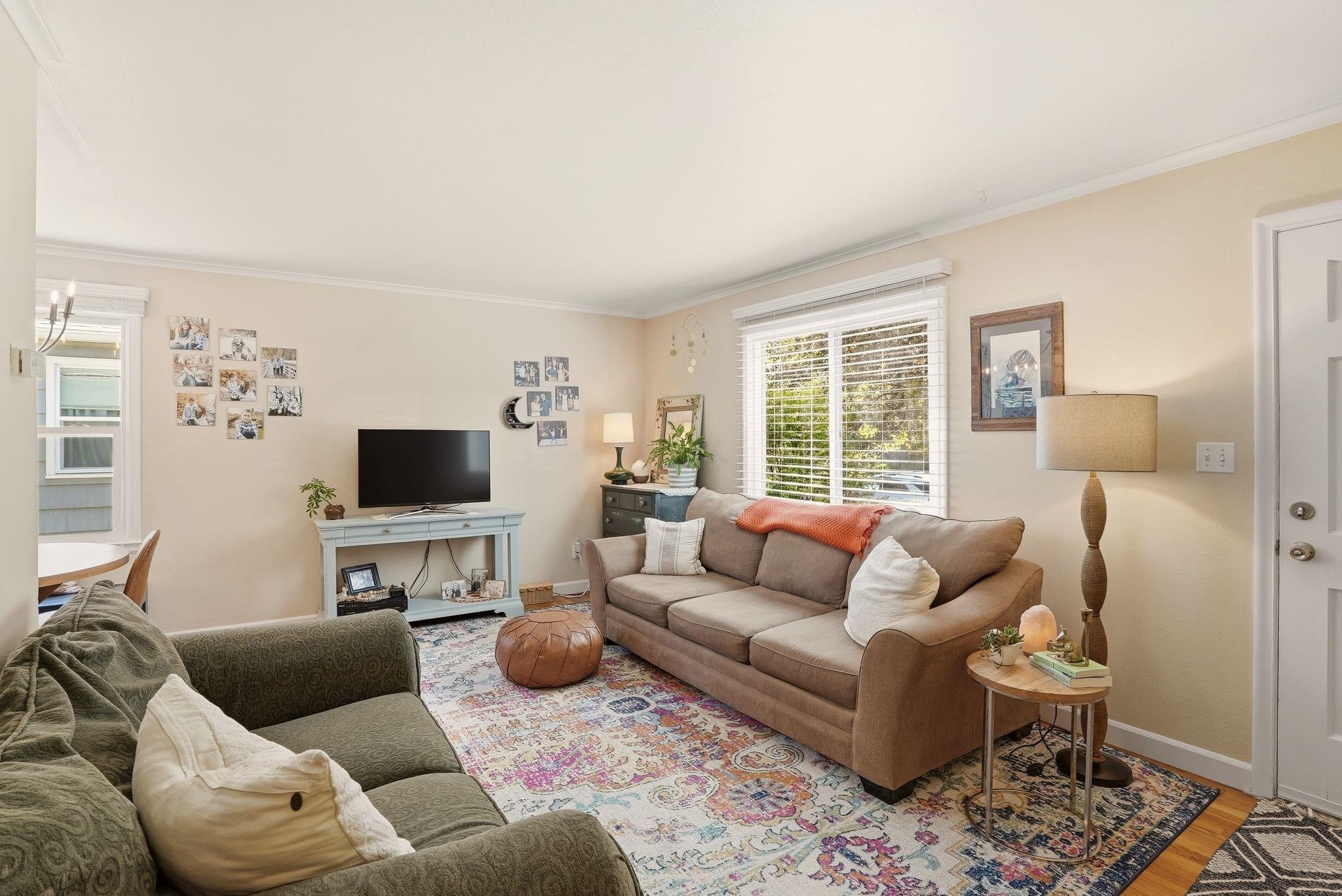 1311 E 40th Ave - Photo 5