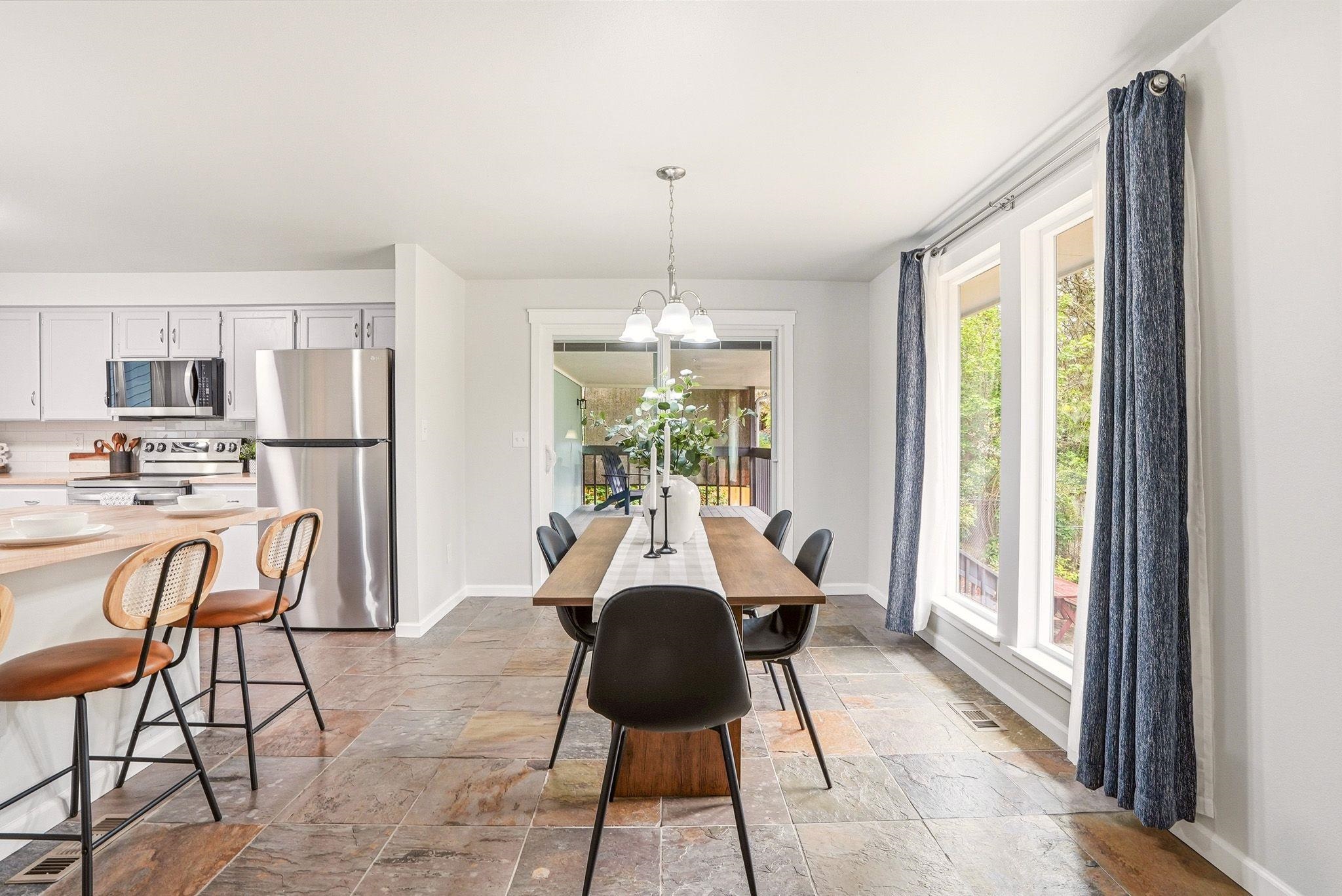11213 N Astor St - Photo 11