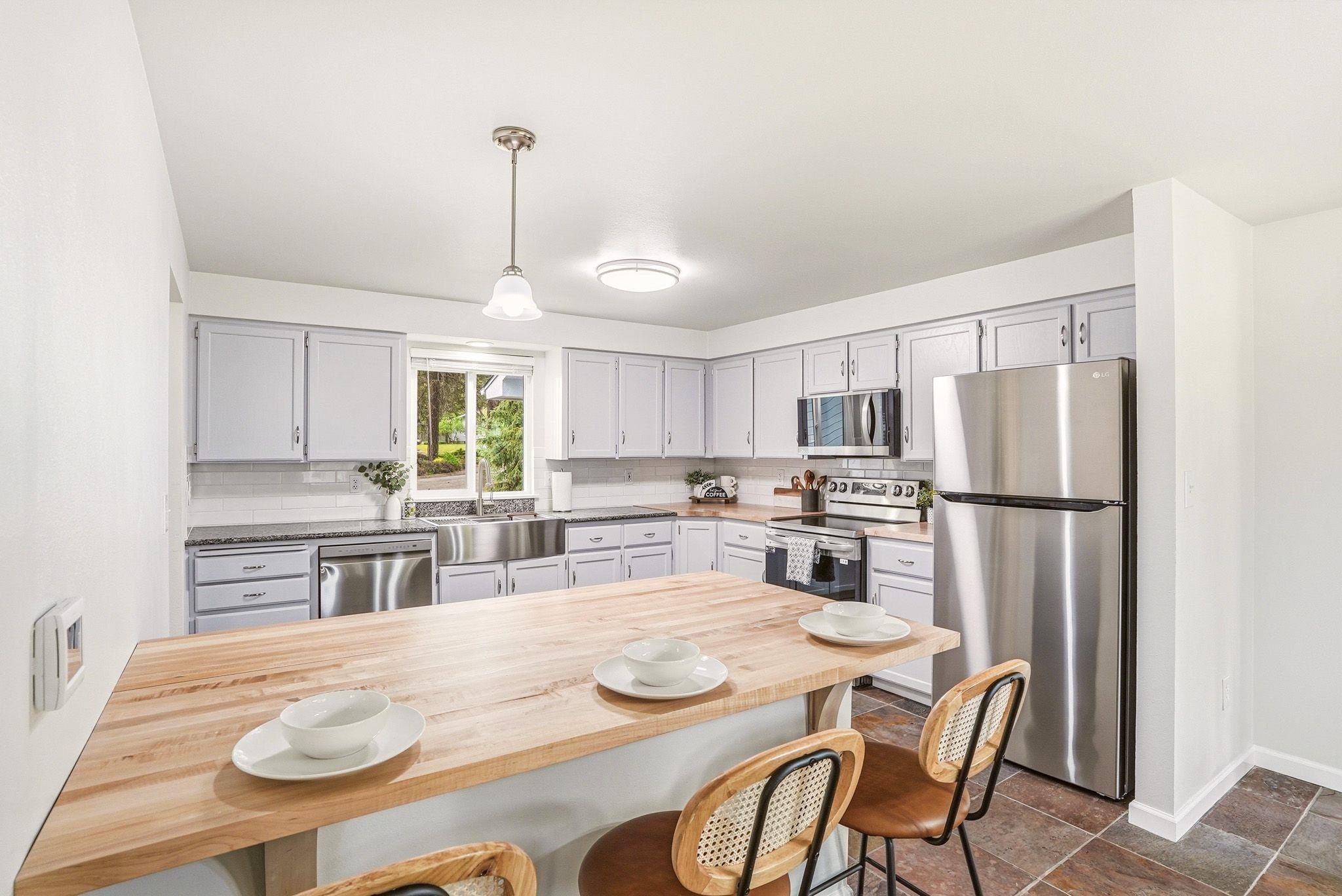 11213 N Astor St - Photo 16