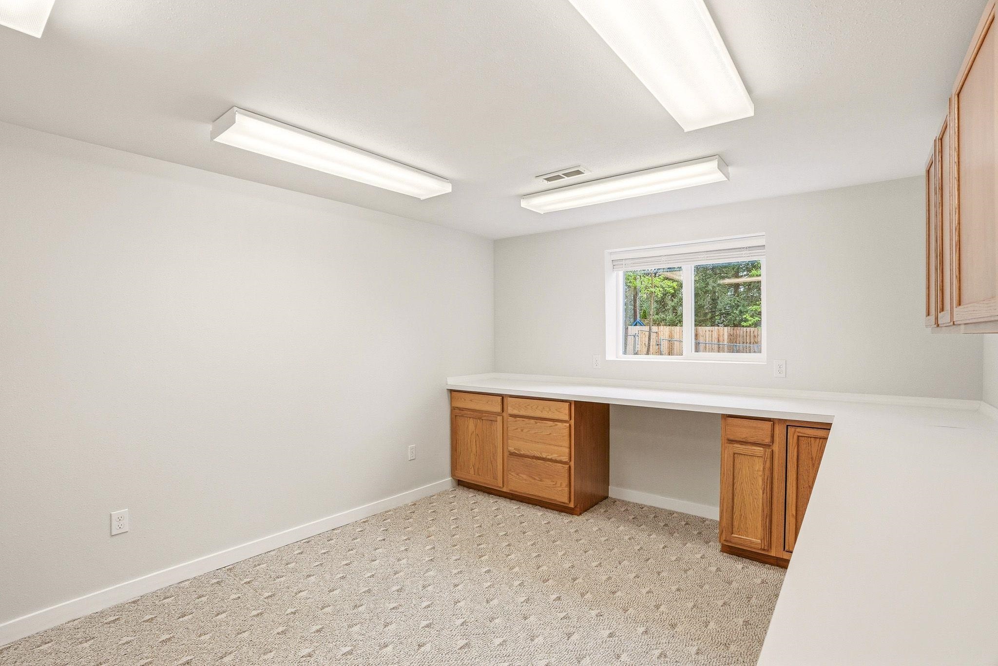 11213 N Astor St - Photo 34