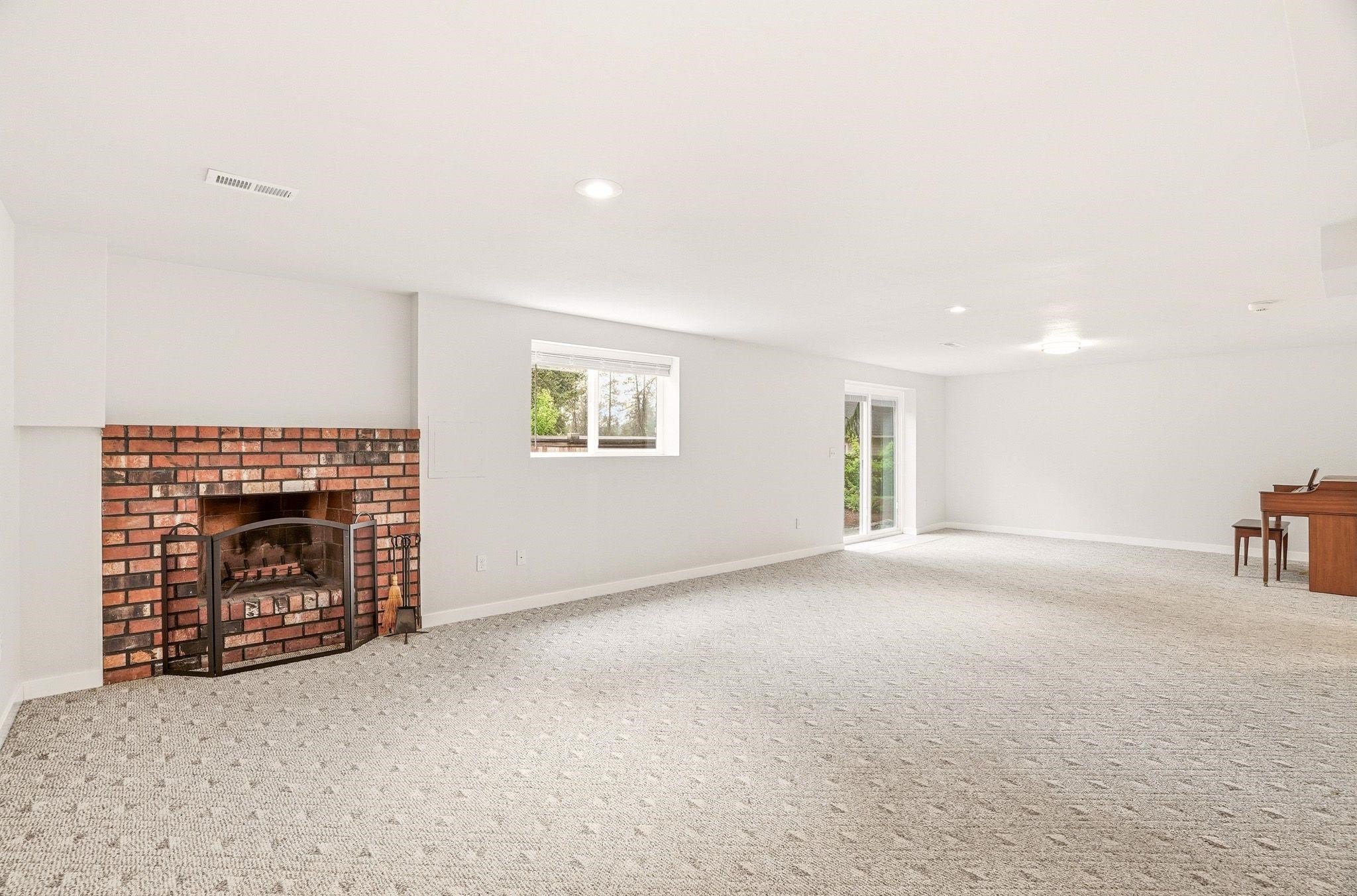 11213 N Astor St - Photo 38
