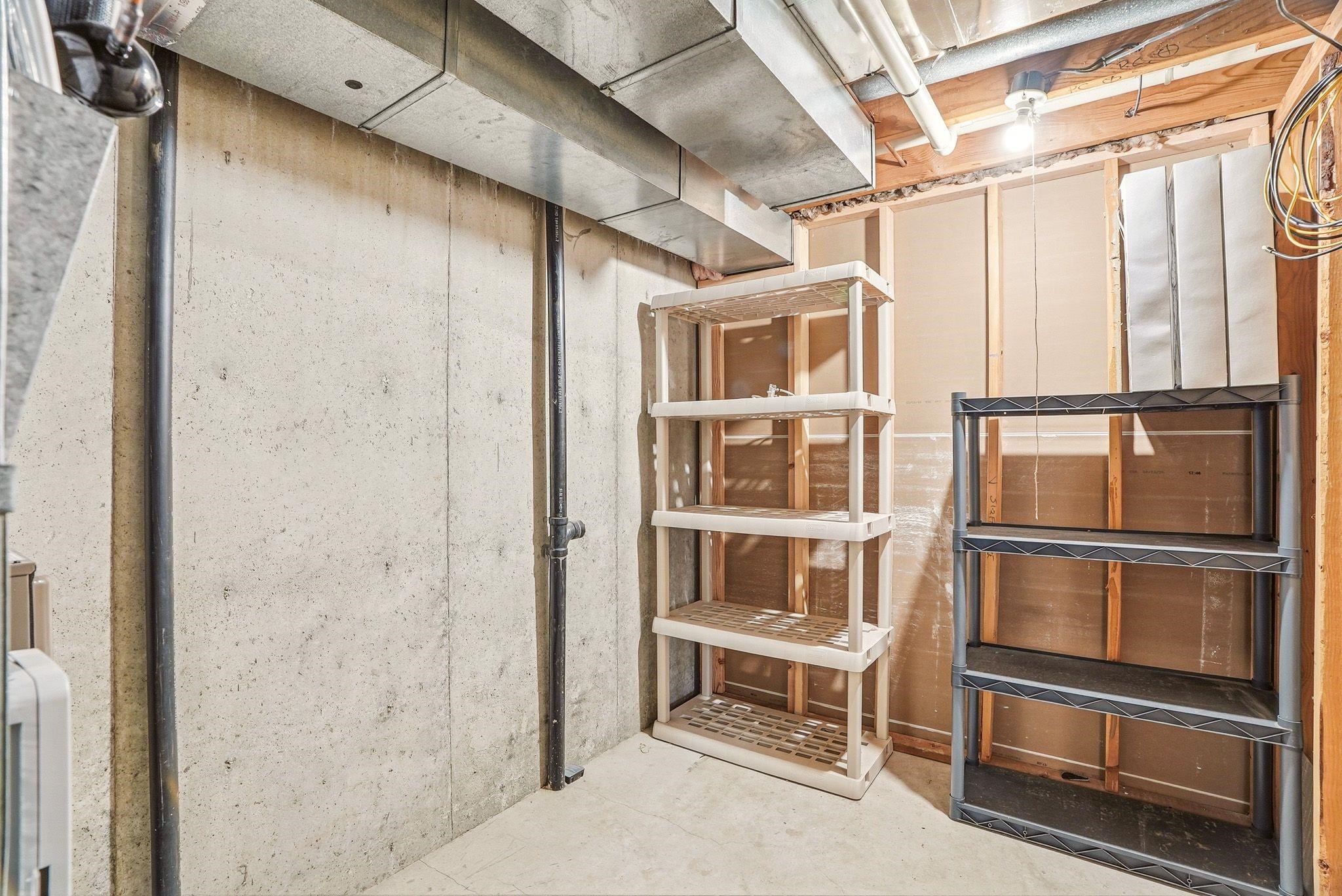 11213 N Astor St - Photo 42