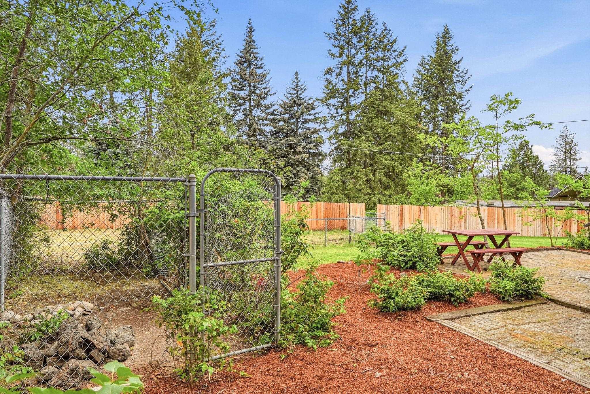 11213 N Astor St - Photo 48