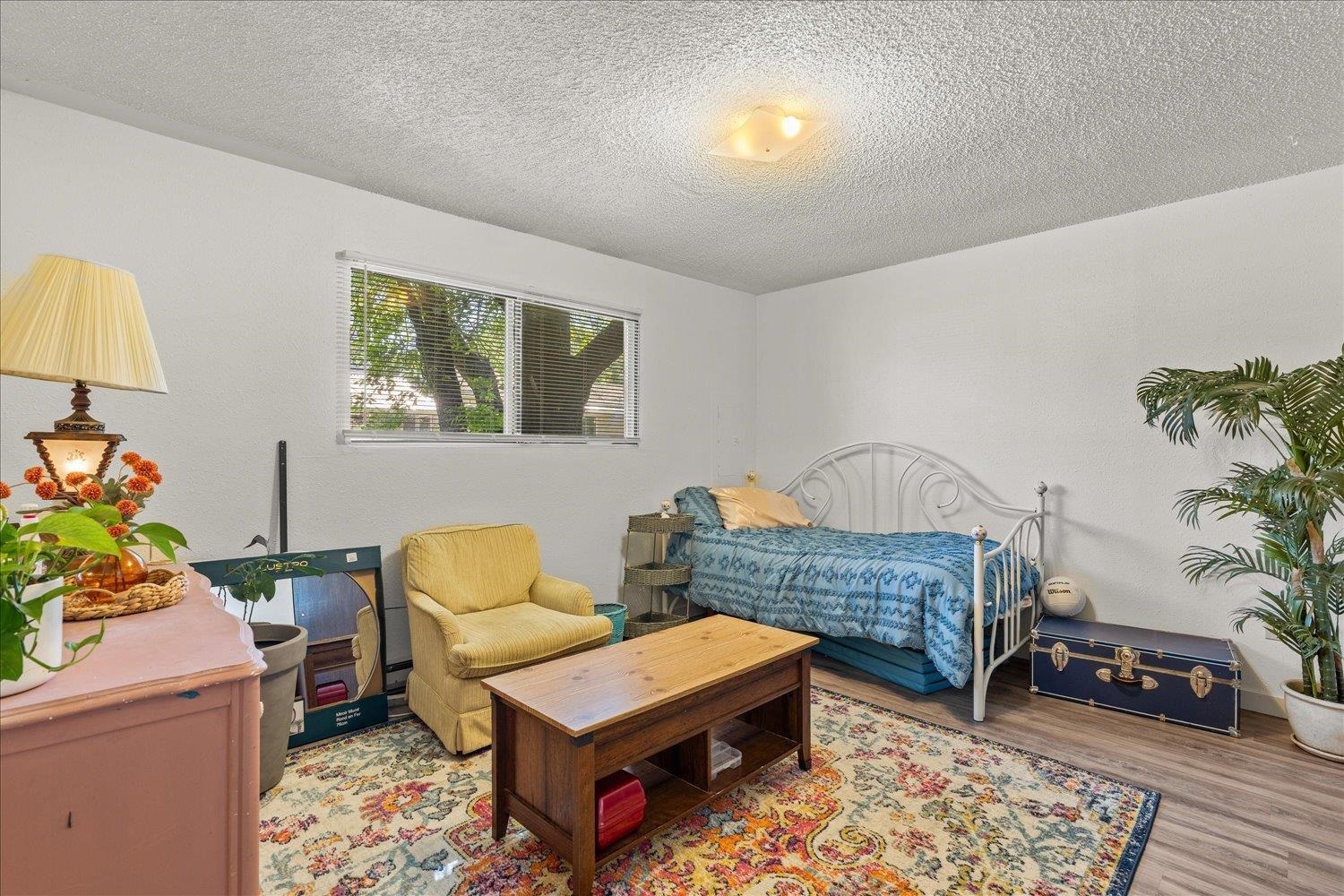 1111 W Providence Ave - Photo 15
