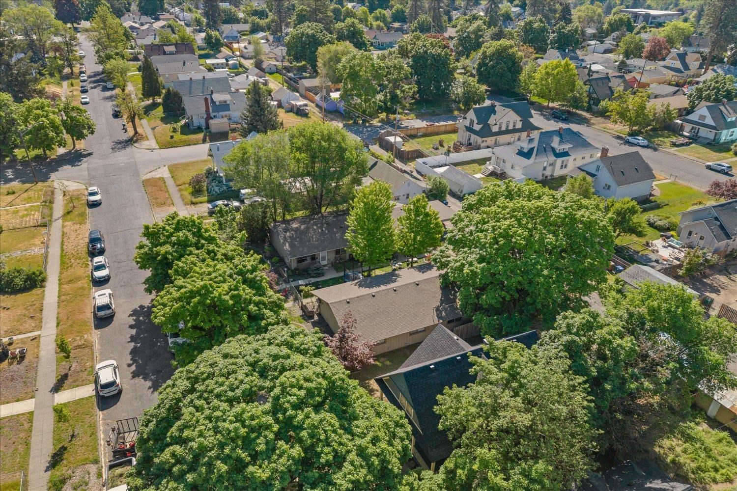 1111 W Providence Ave - Photo 19