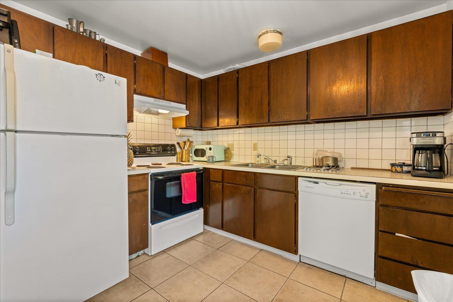 1111 W Providence Ave - Photo 10