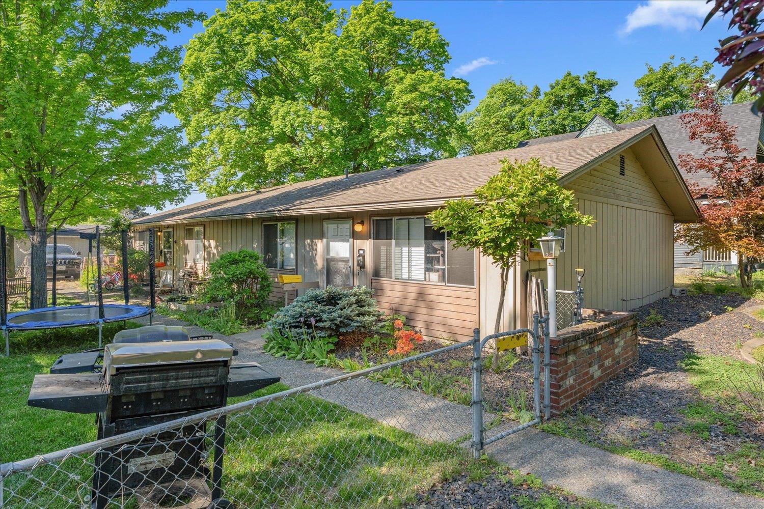 1117 W Providence Ave - Photo 1