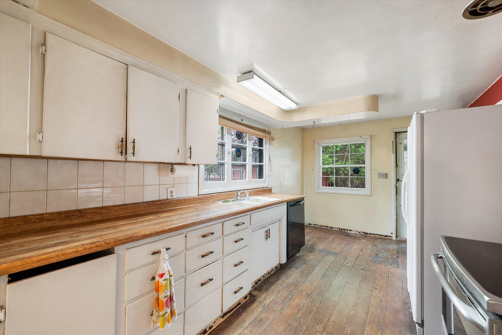 6024 E Griggs Rd - Photo 7