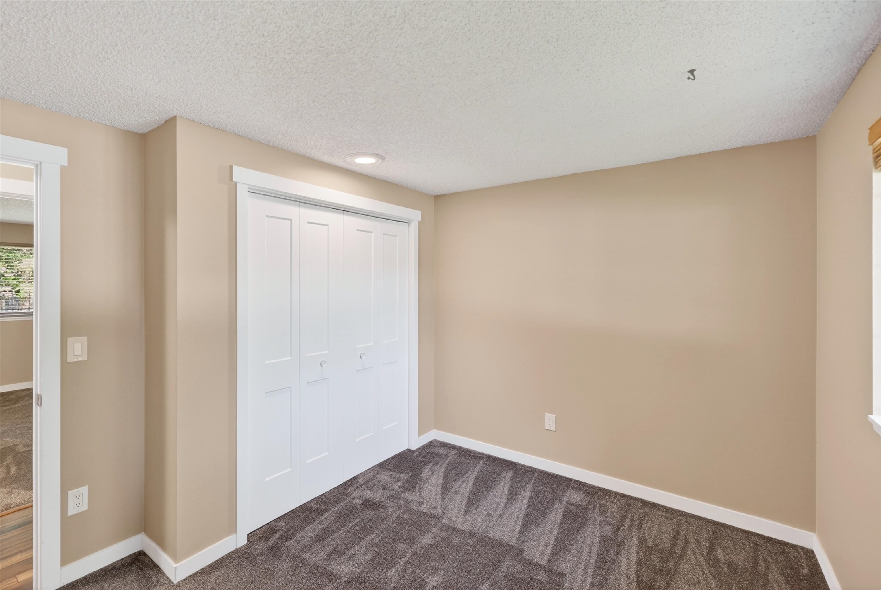 14405 E Sunnyside Dr - Photo 18