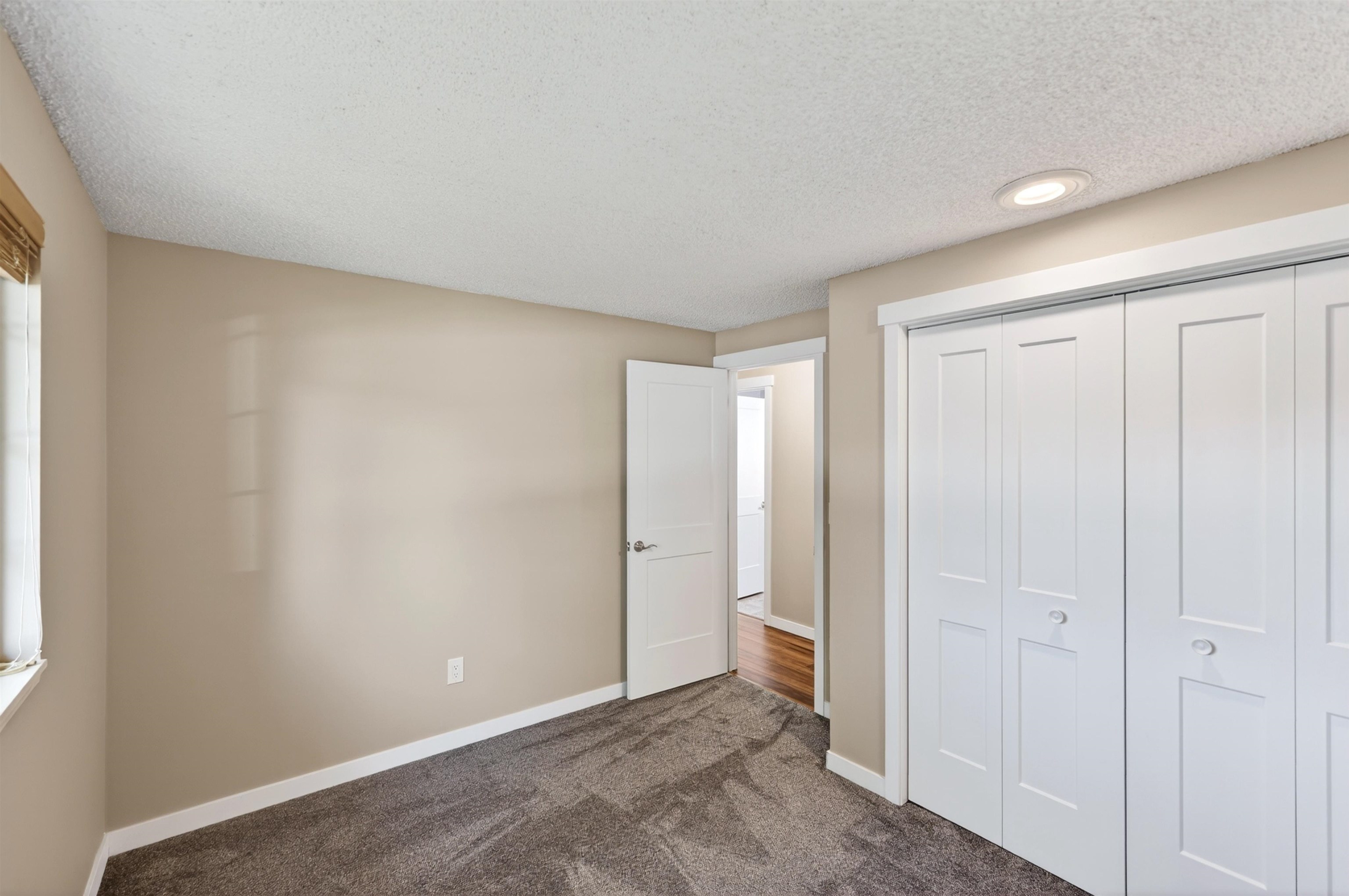 14405 E Sunnyside Dr - Photo 19