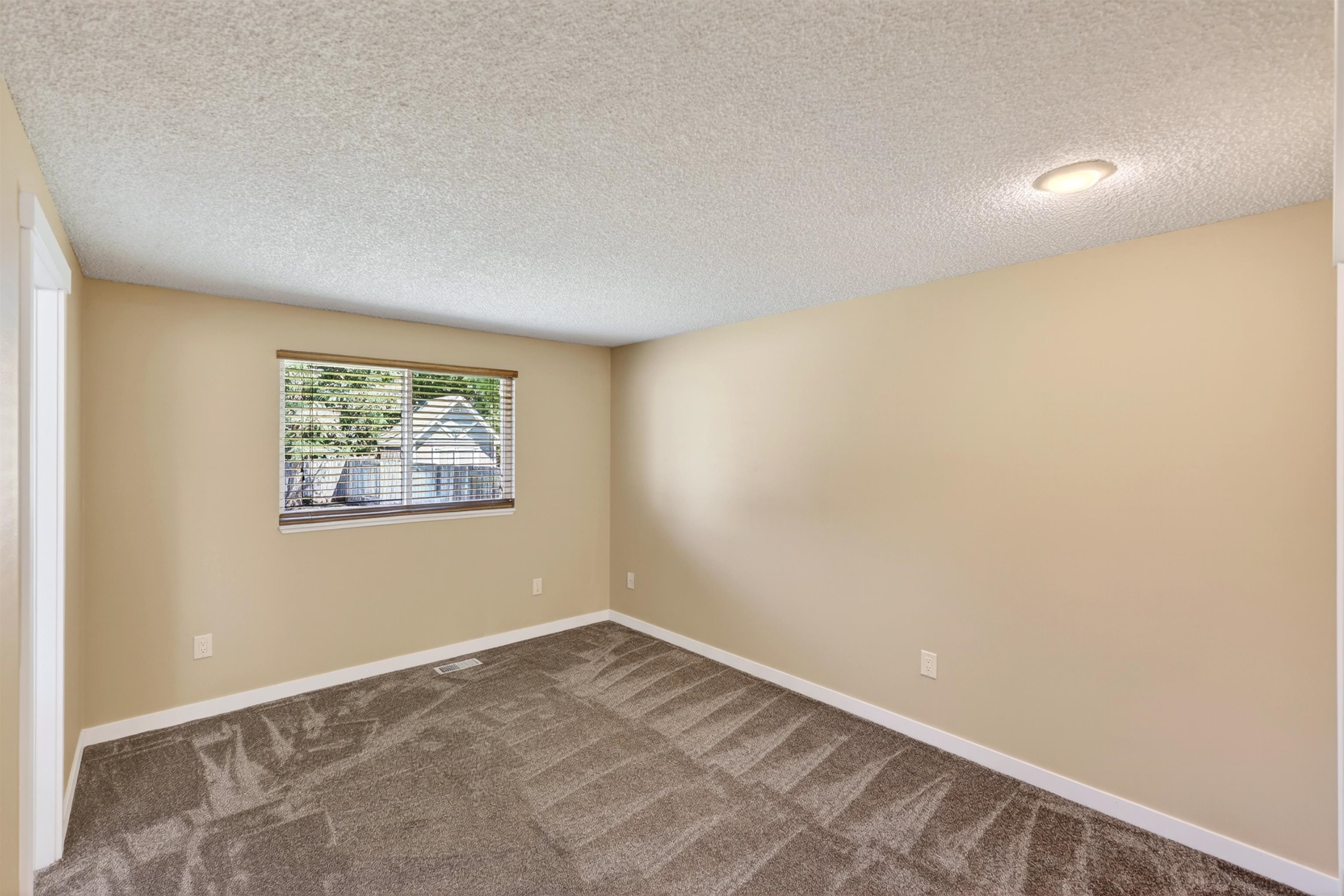 14405 E Sunnyside Dr - Photo 20