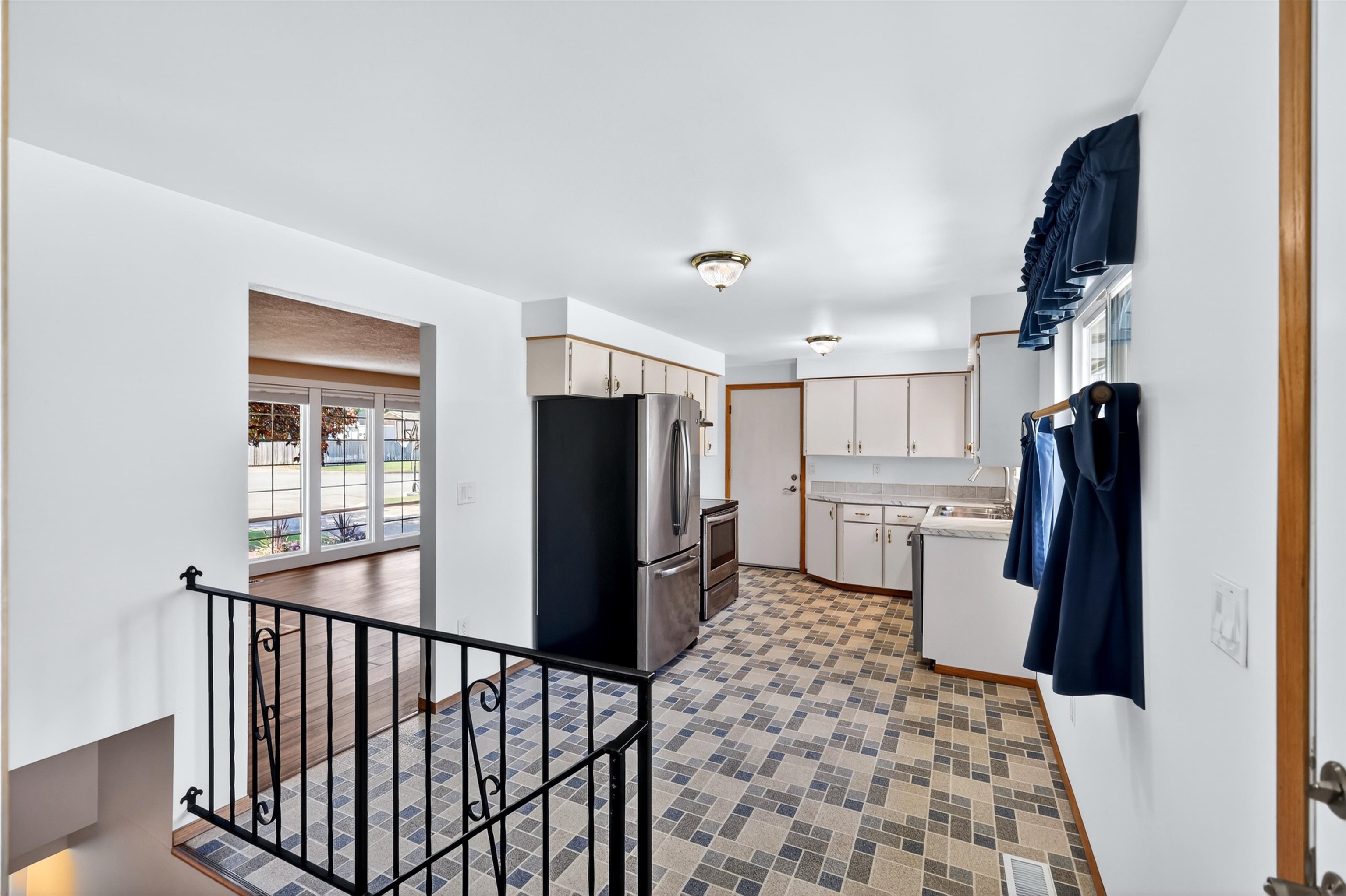 14405 E Sunnyside Dr - Photo 26