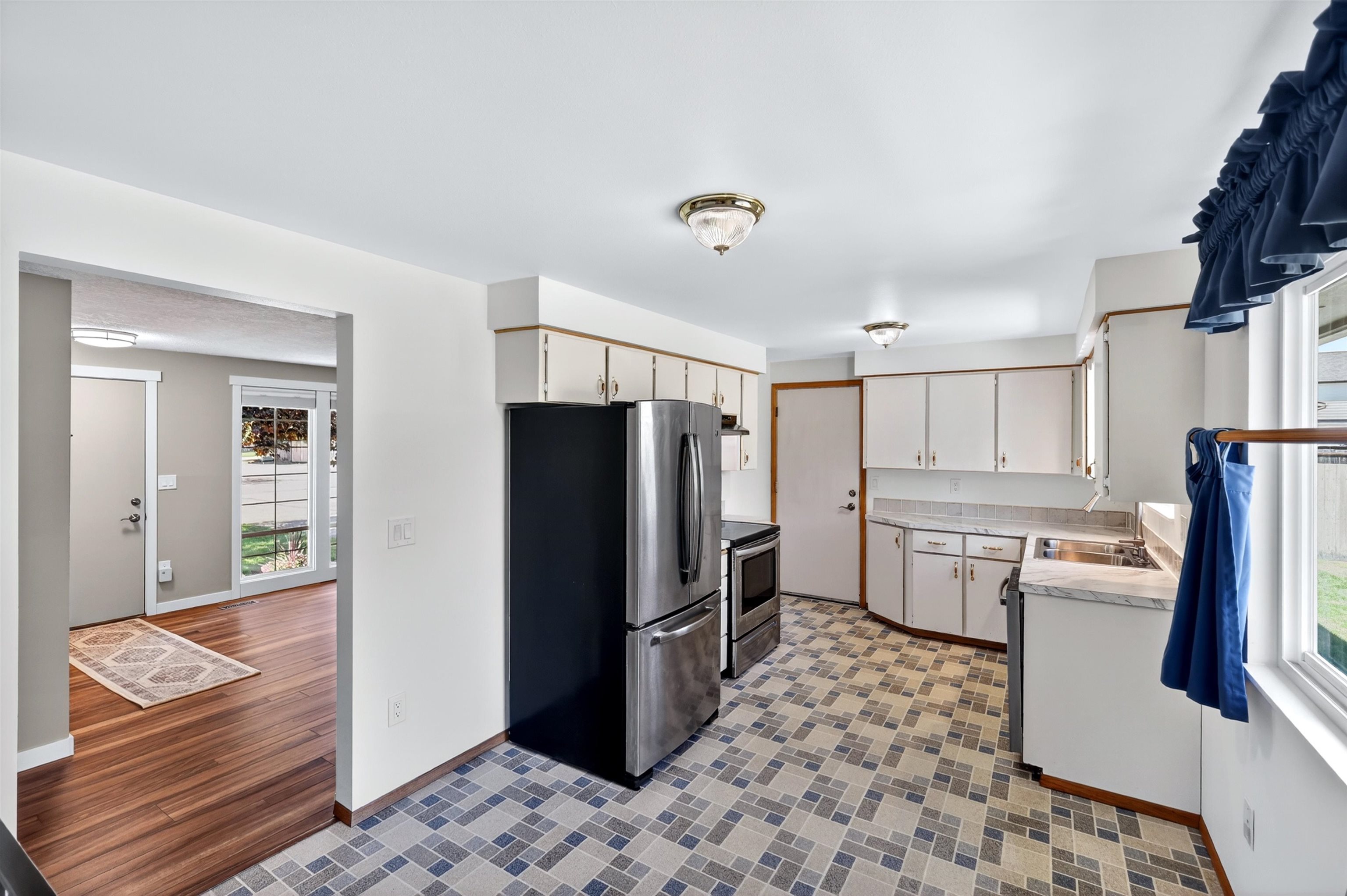 14405 E Sunnyside Dr - Photo 6