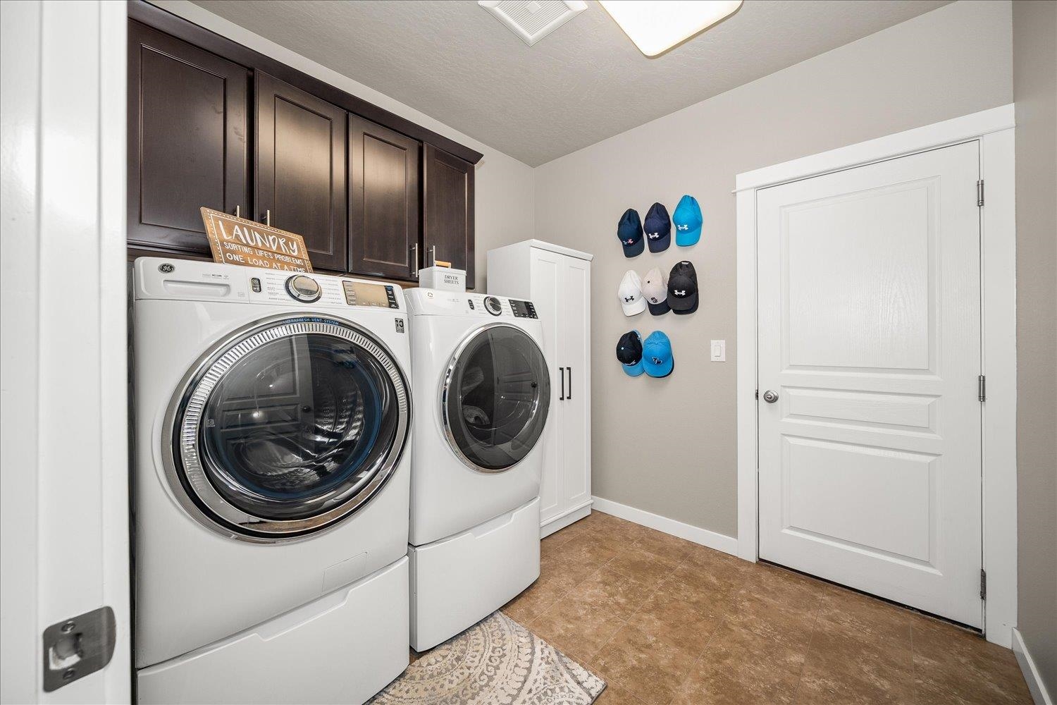 8817 W Pirates Ct - Photo 23