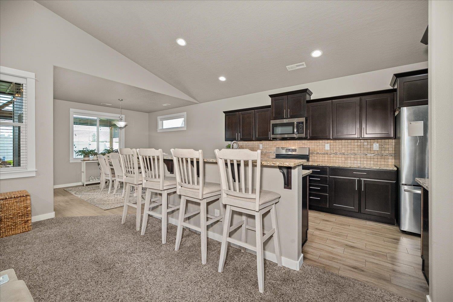 8817 W Pirates Ct - Photo 5