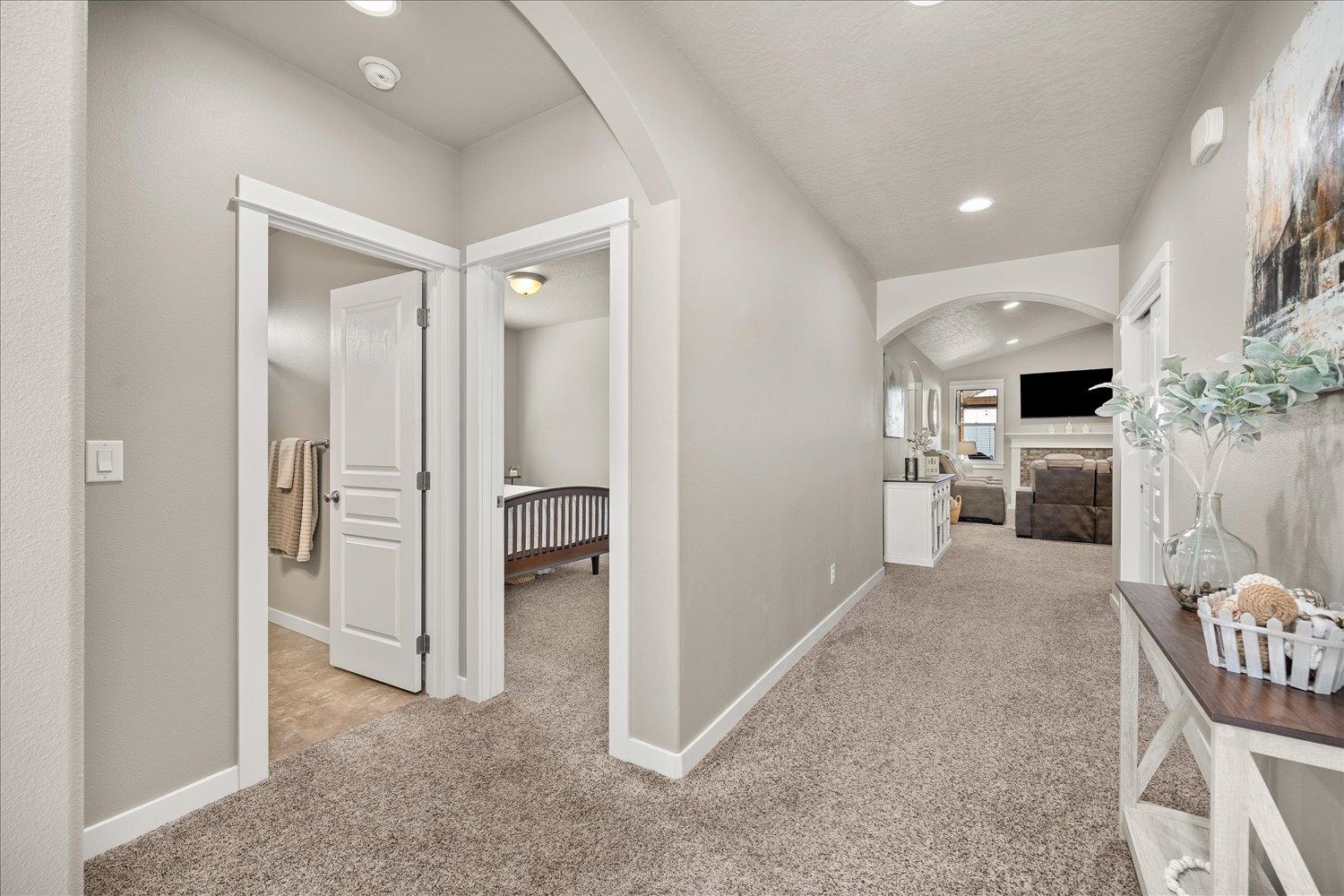 8817 W Pirates Ct - Photo 9