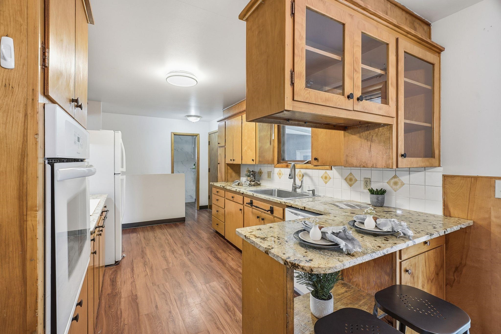 11822 E 15th Ave - Photo 10