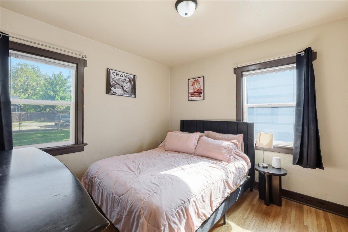 2025 E Glass Ave - Photo 14